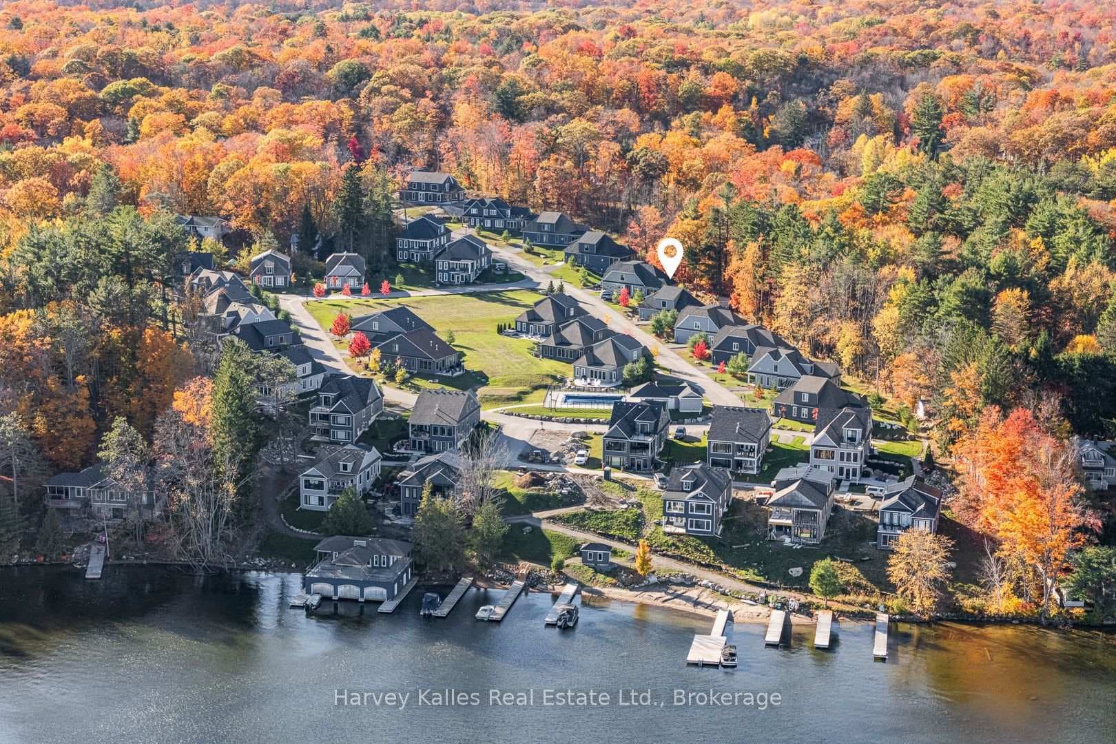 2054 Peninsula Road Unit 15, Muskoka Lakes, ON P0B 1G0 - Photo 1