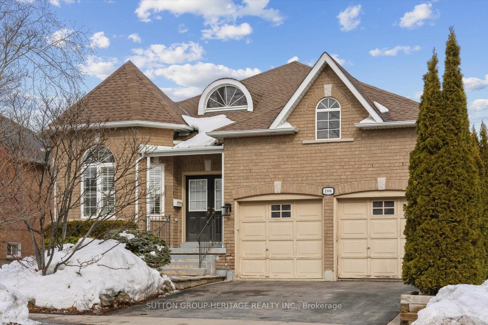 1886 Pine Grove Avenue, Pickering, ON L1V 7C6 - Photo 1