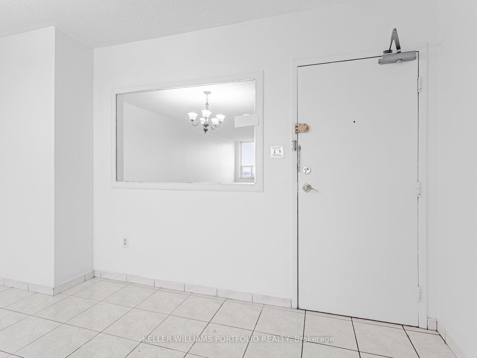 390 Dixon Road Unit 2115, Etobicoke (Kingsview Village / Humber Heights), ON M9R 1T4 - Photo 1