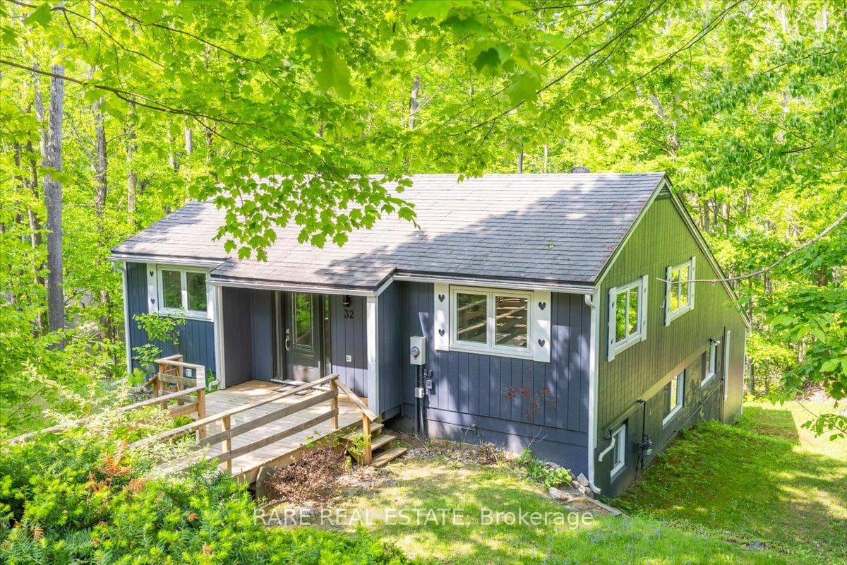 32 Oneida Avenue, Oro-Medonte, ON L0K 1E0 - Photo 1