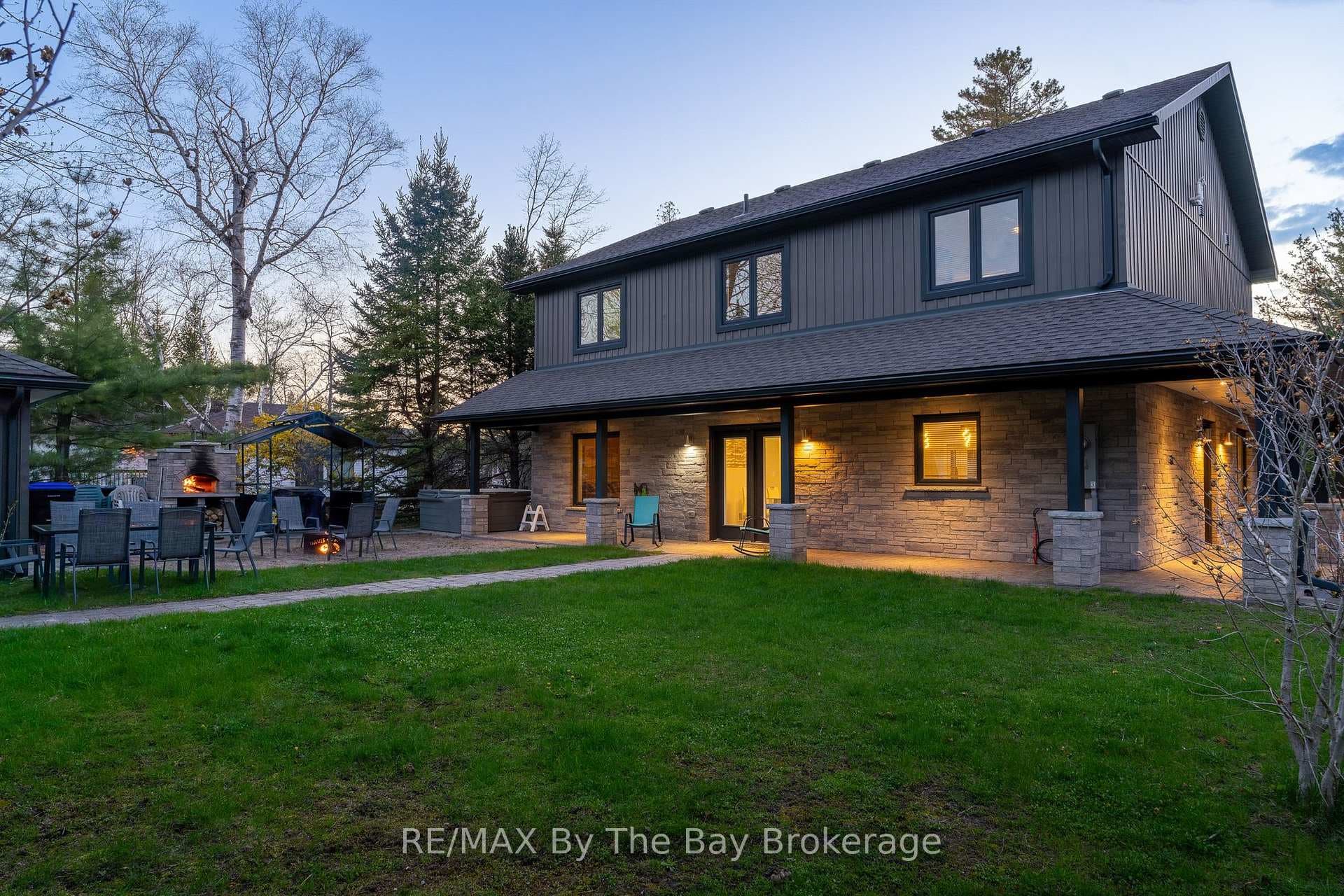 961 Shore Lane, Wasaga Beach