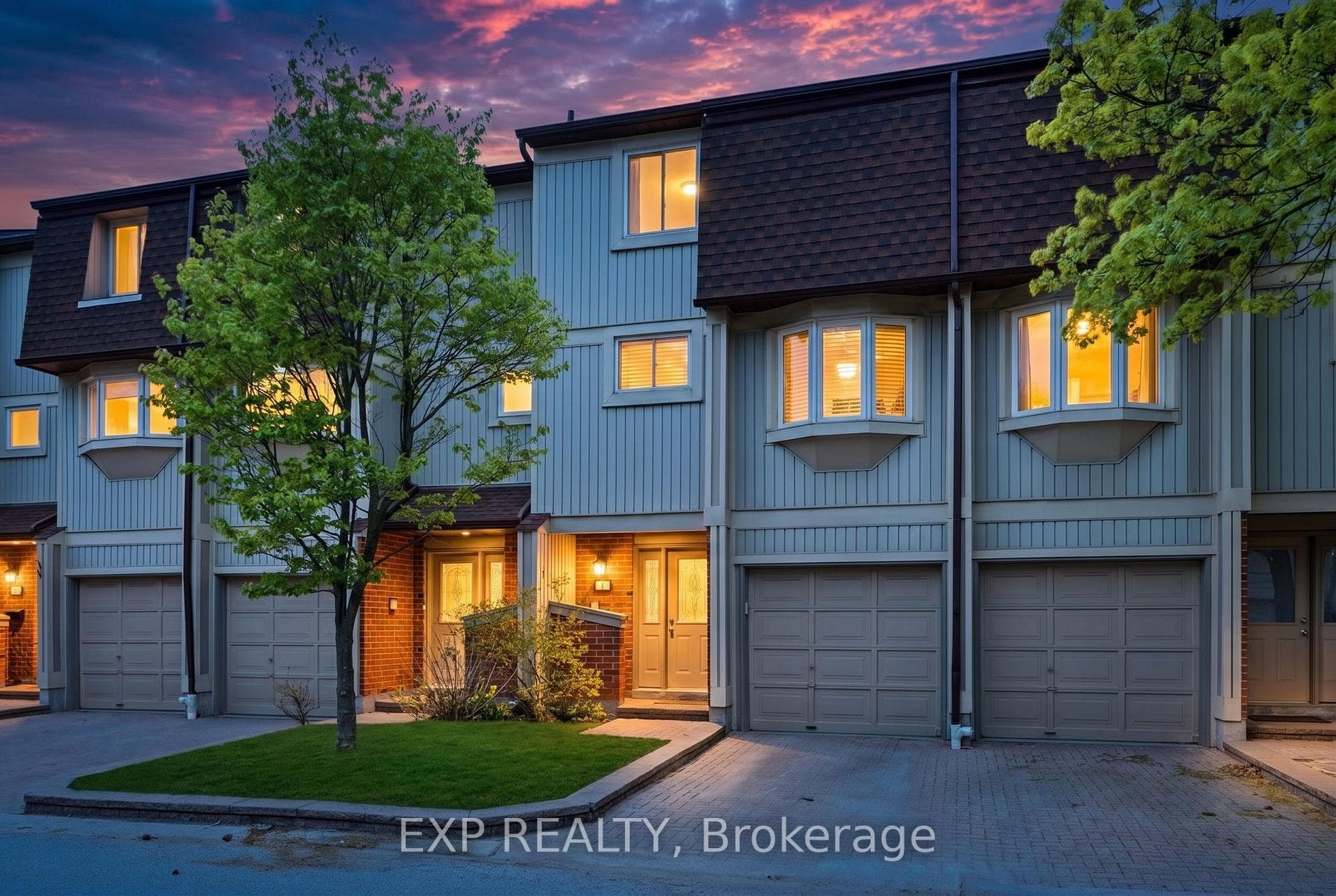 1010 Walden Circle Unit 2, Mississauga, ON L5J 4J9 - Photo 1