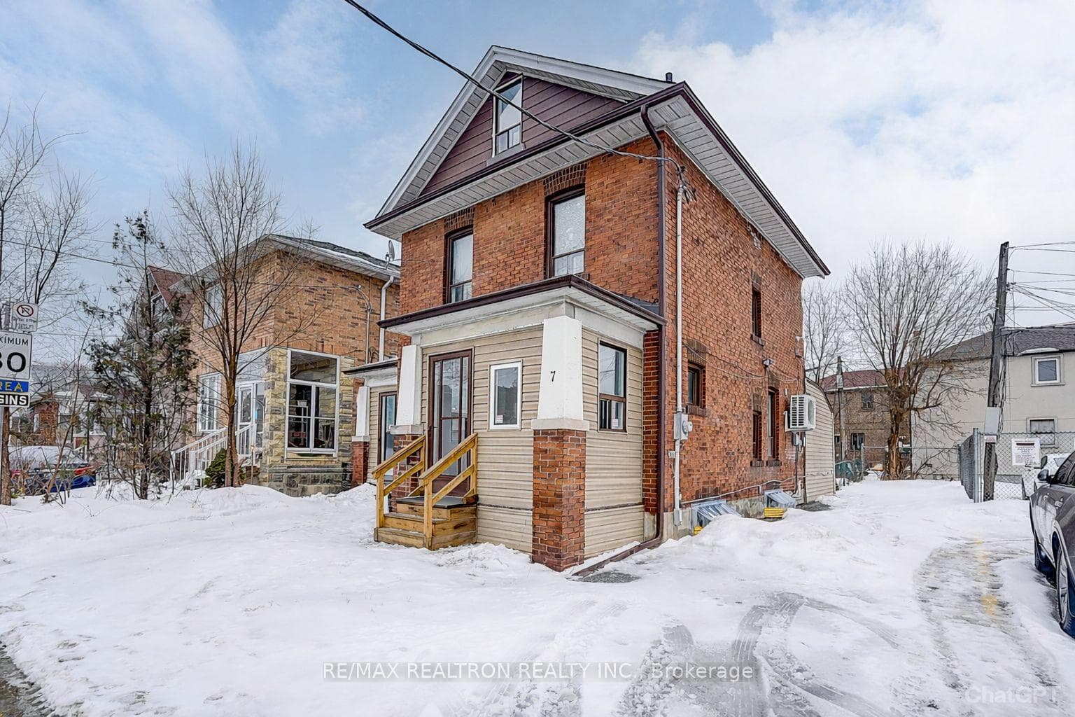 7 Nickle Street, York / Weston, ON M6M 2H7 - Photo 1