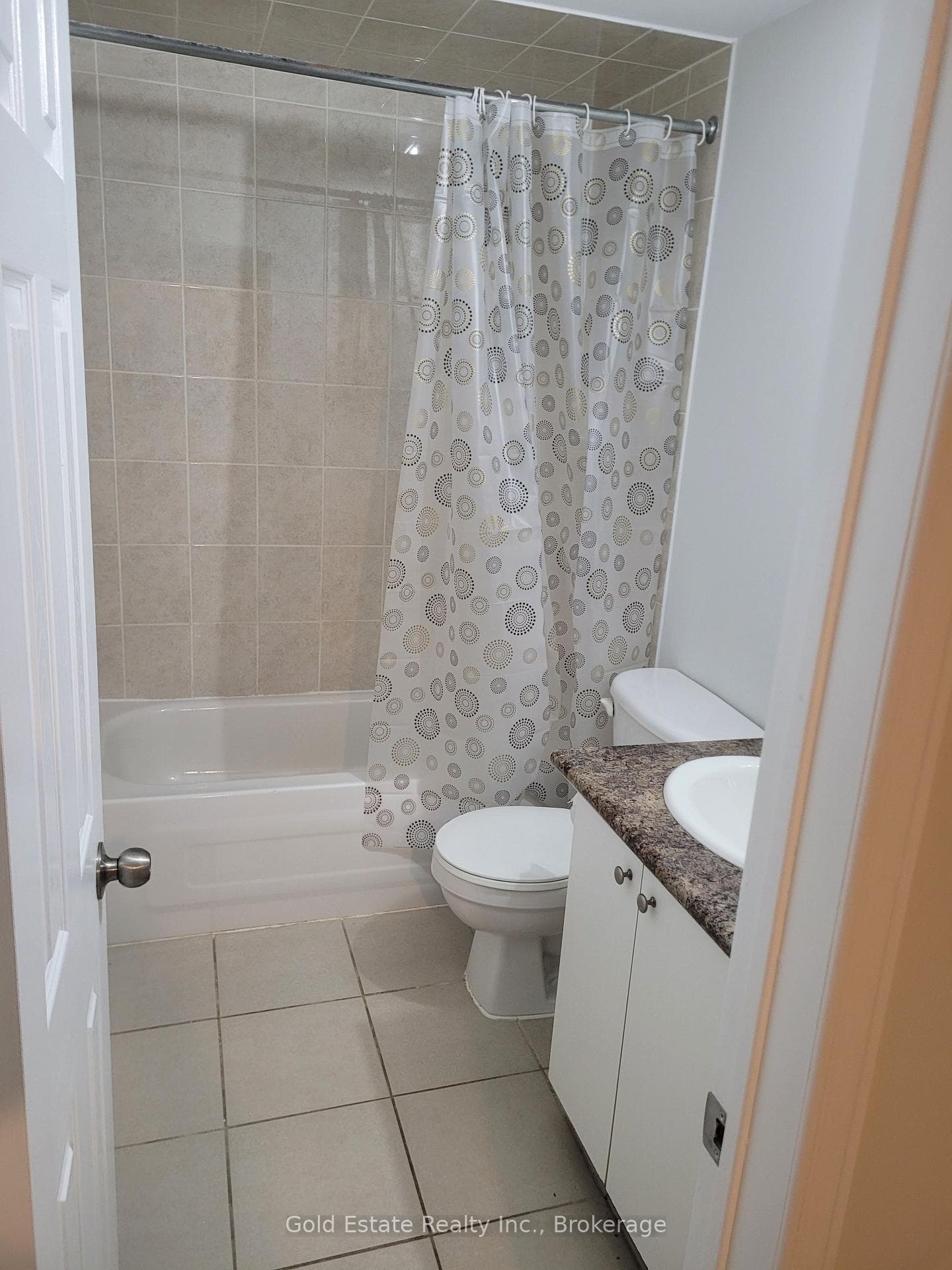 45 manett Crescent Unit basement, Brampton, ON L6X 4X4 - Photo 1