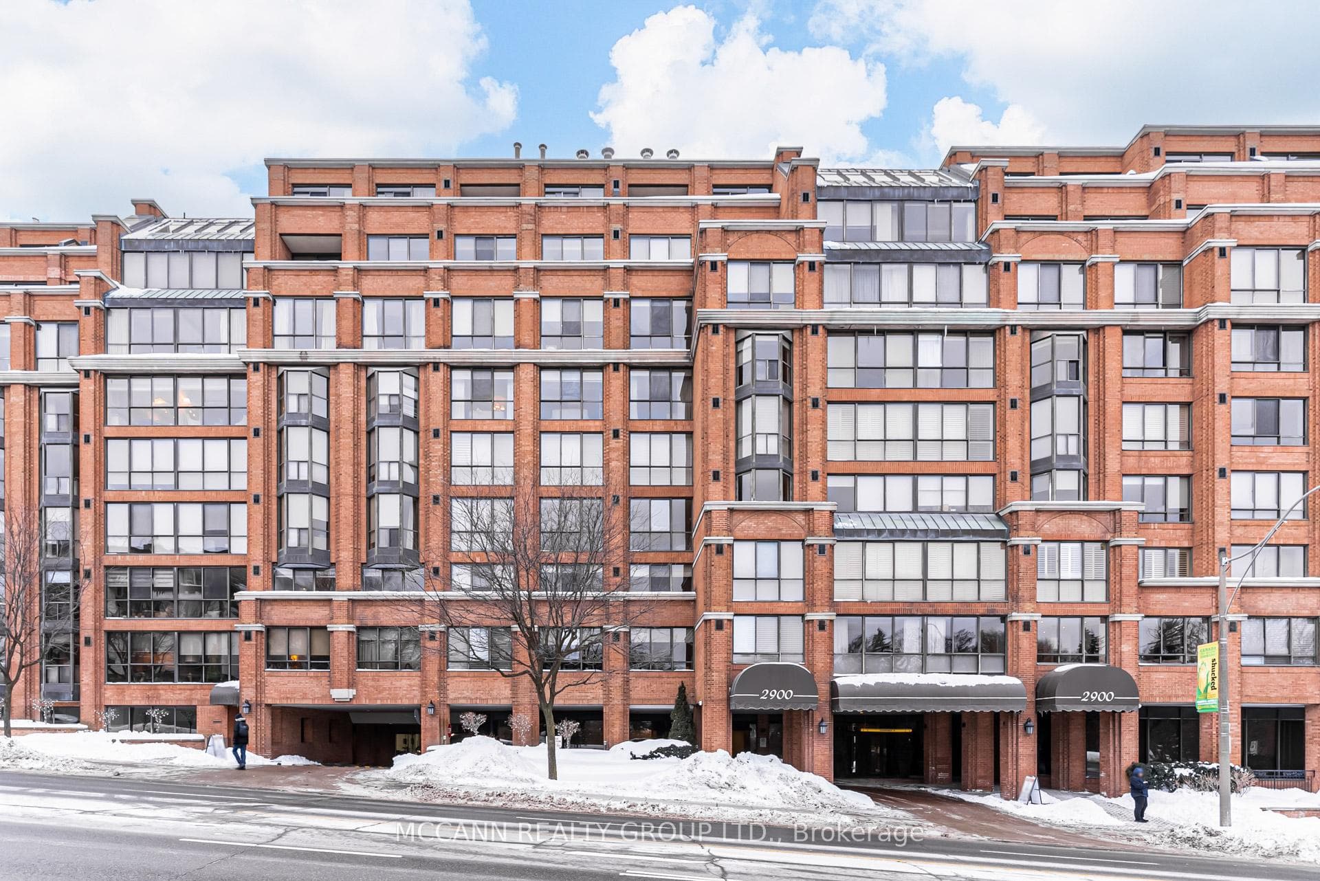 2900 Yonge Street Unit 901, Lawrence Park / Bedford Park, ON M4N 3N8 - Photo 1