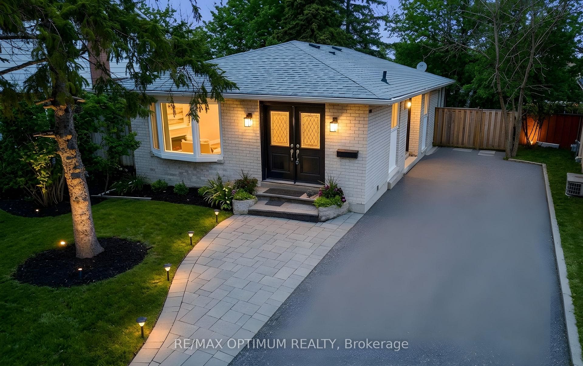 198 Mammoth Hall Trail, Scarborough (Morningside / West Hill), ON M1B 1R1 - Photo 1