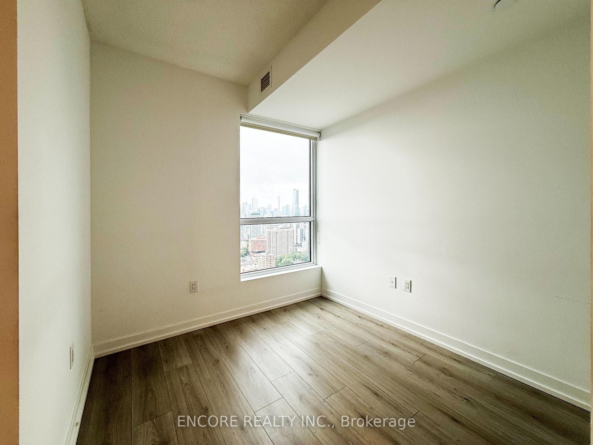 395 Bloor Street Unit 3801, Regent Park / Cabbagetown / St. James Town, ON M4W 3T1 - Photo 1