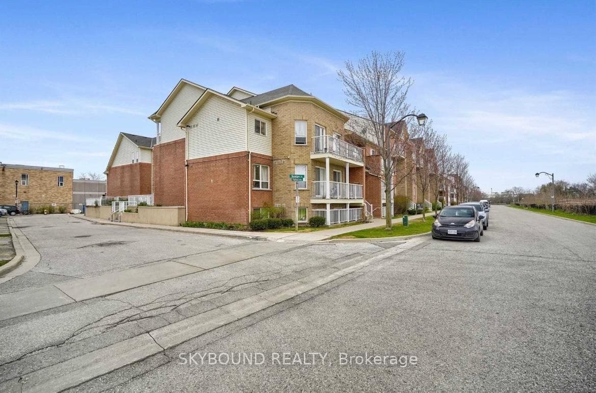 35 Sunrise Drive, Markham, ON L3R 1A1 - Photo 1