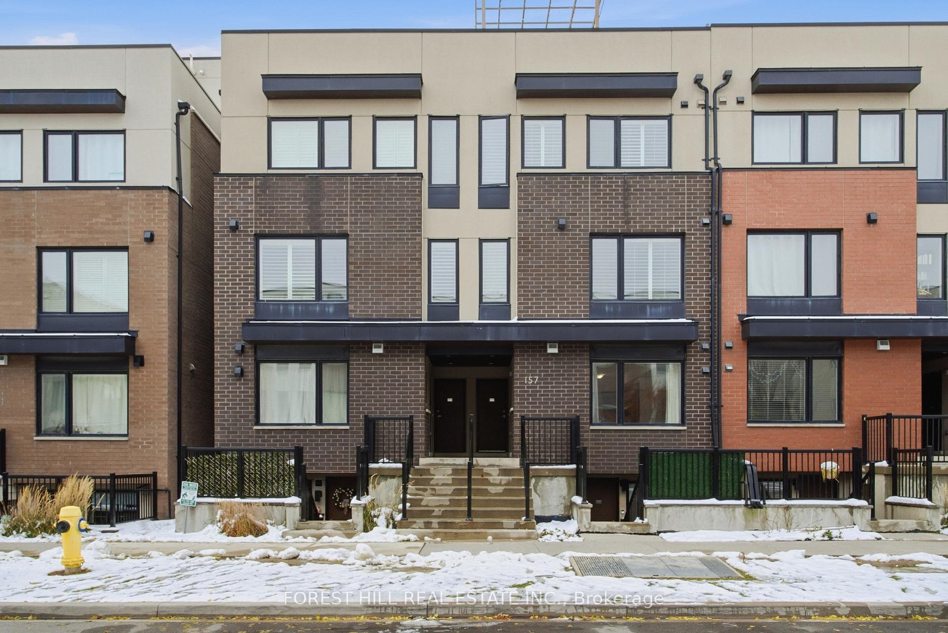 157 William Duncan Road Unit 6, Downsview / Black Creek, ON M3K 0B9 - Photo 1