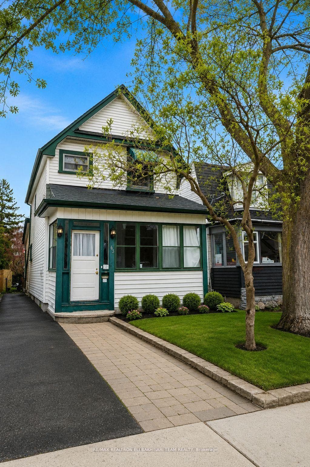 43 King Edward Avenue, Toronto E03