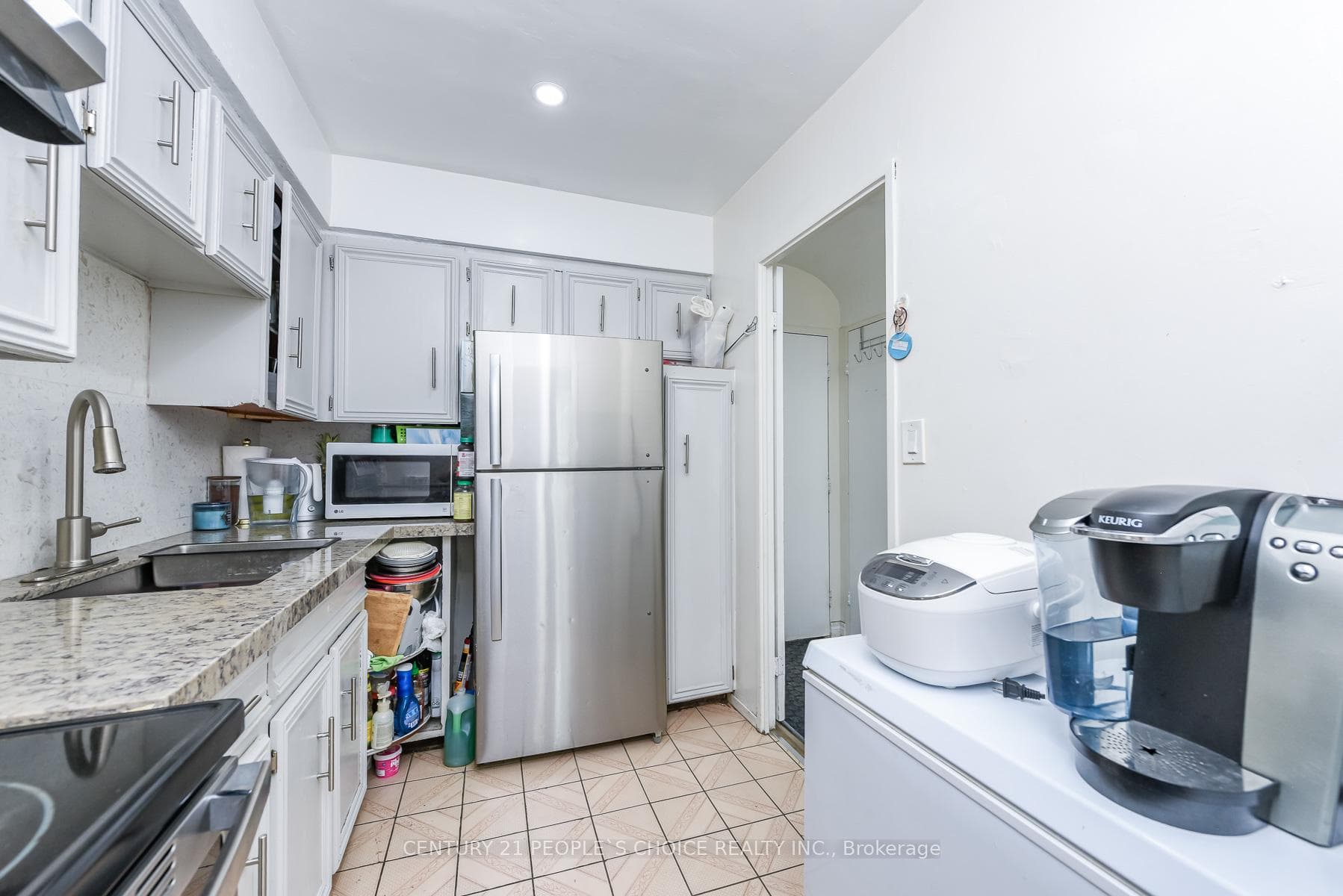 10 Eddystone Avenue Unit 108, Downsview / Black Creek, ON M3N 2T2 - Photo 1