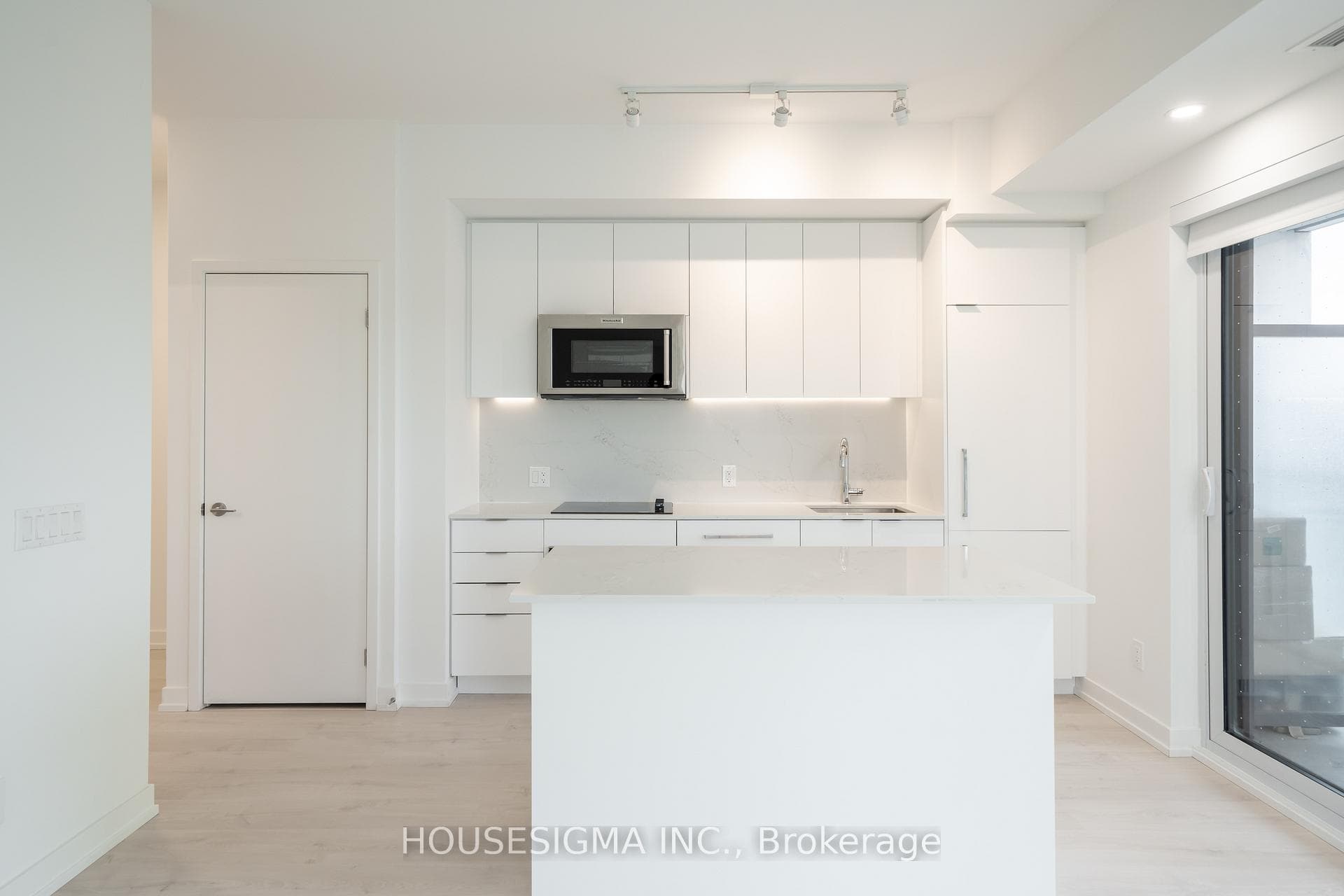 181 Sheppard Avenue Unit 306, Willowdale / Newtonbrook, ON M2N 0L9 - Photo 1