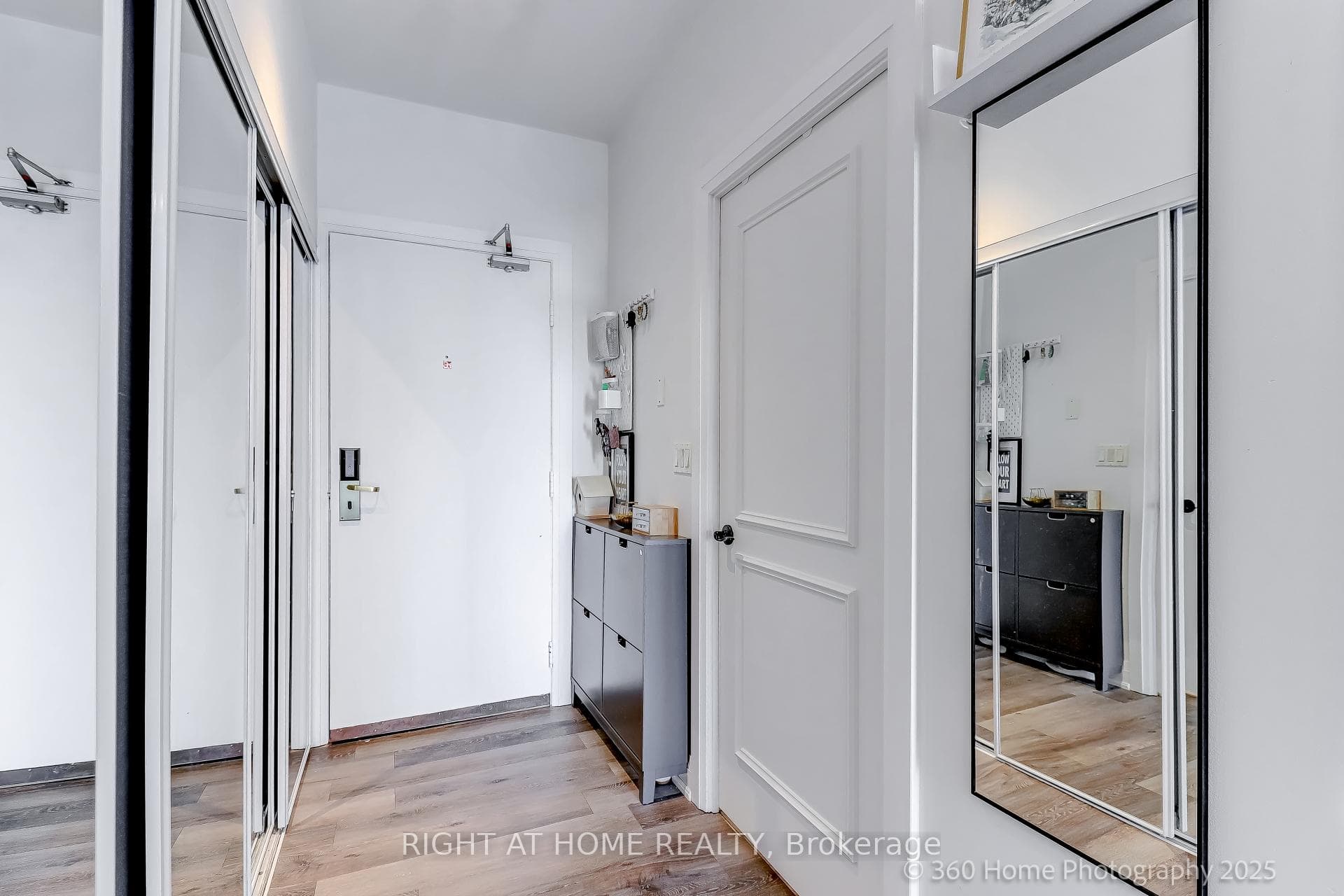 2737 Keele Street Unit 203, Downsview / Black Creek, ON M3M 2E9 - Photo 1