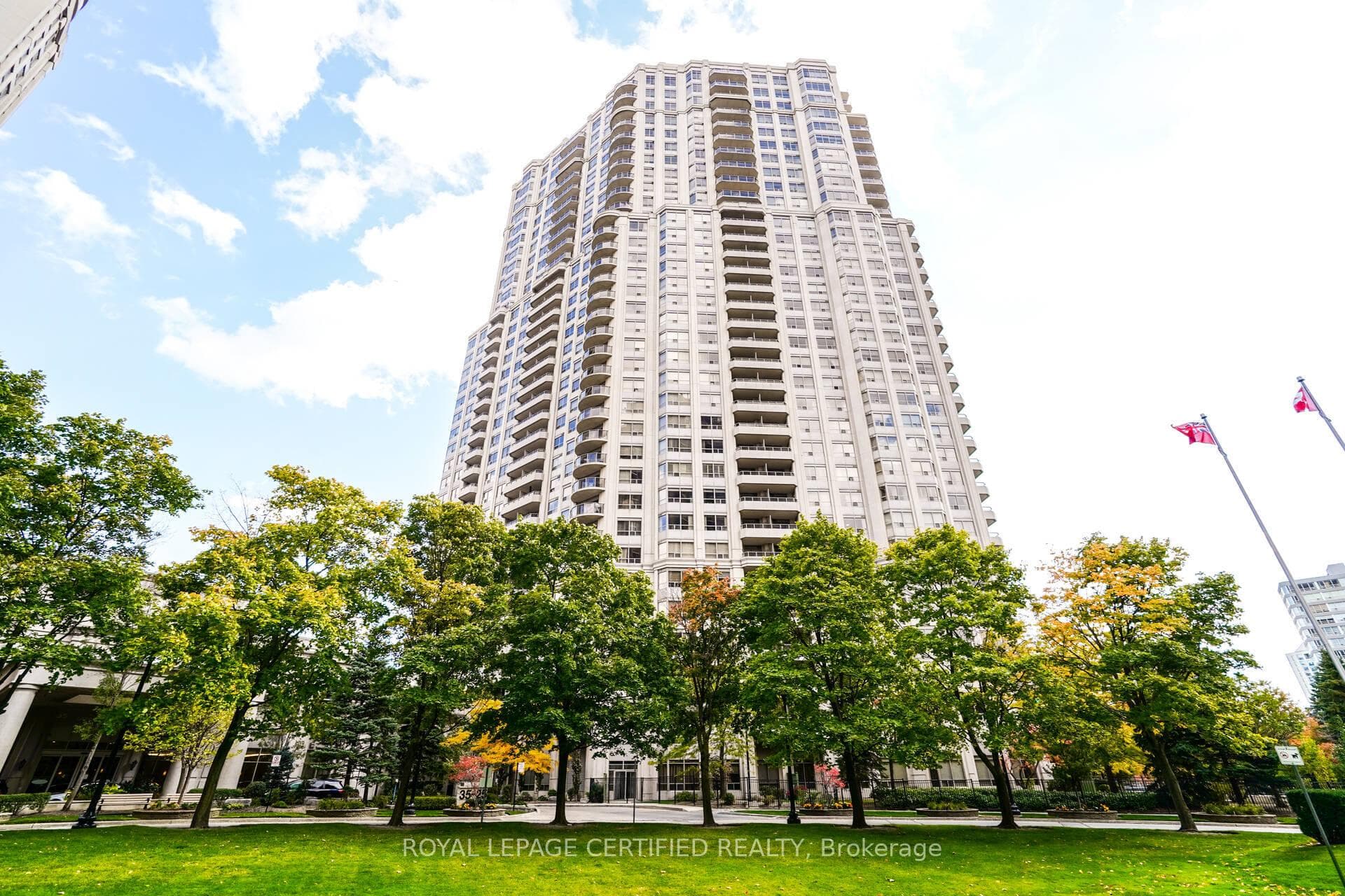 LUXURY BUILDING