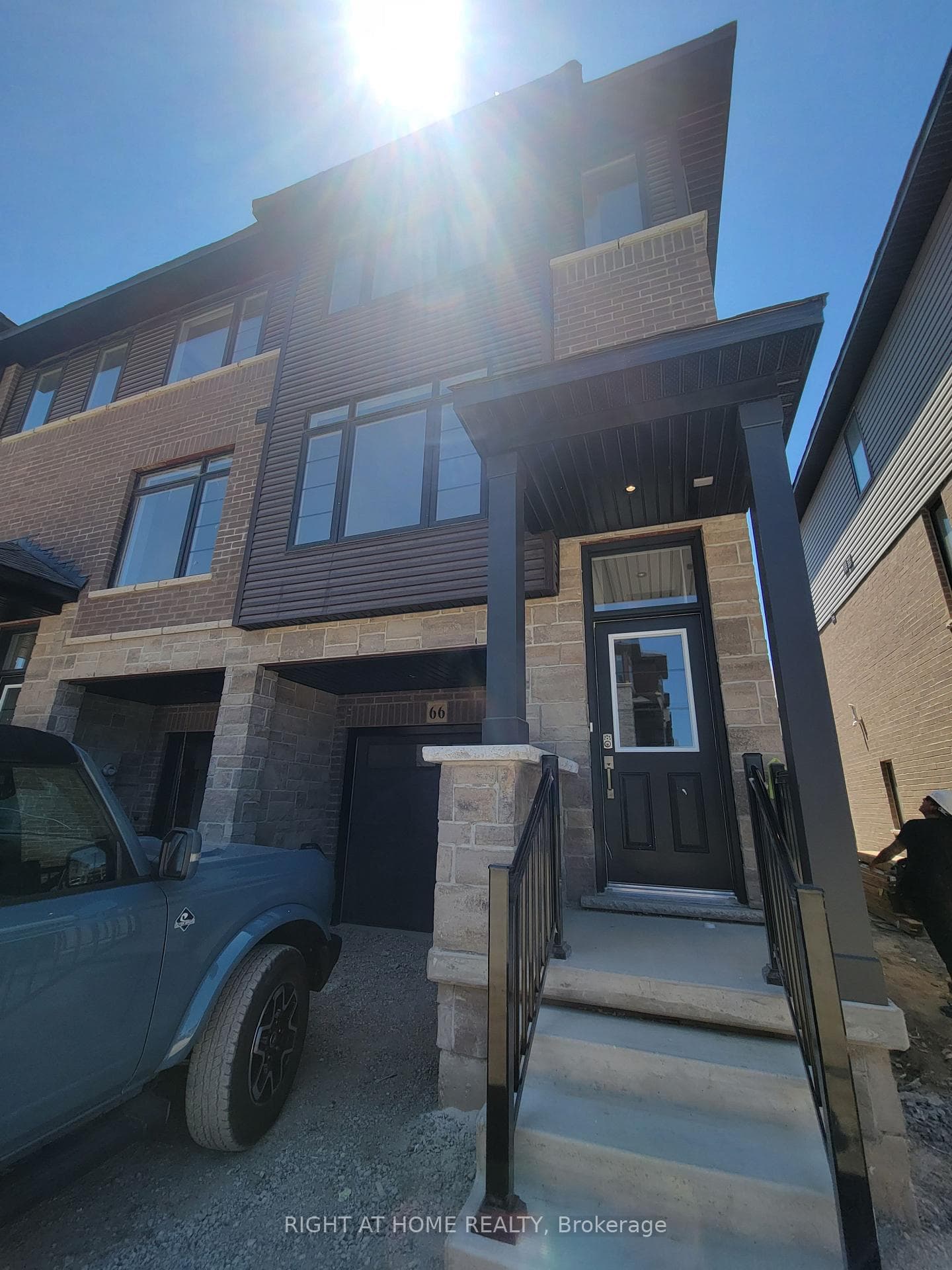 461 Blackburn Drive Unit 66, Brantford