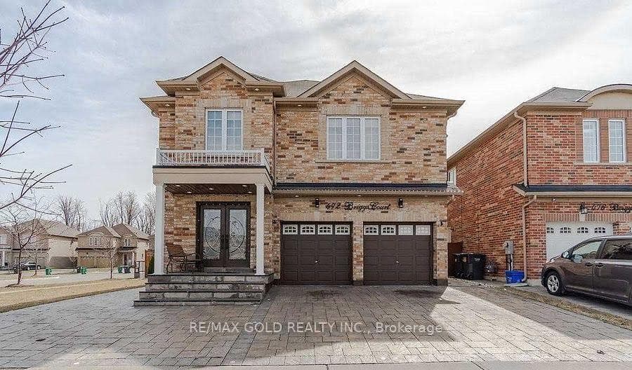 472 Briggs Court Unit Upper, Mississauga, ON L5W 0C5 - Photo 1
