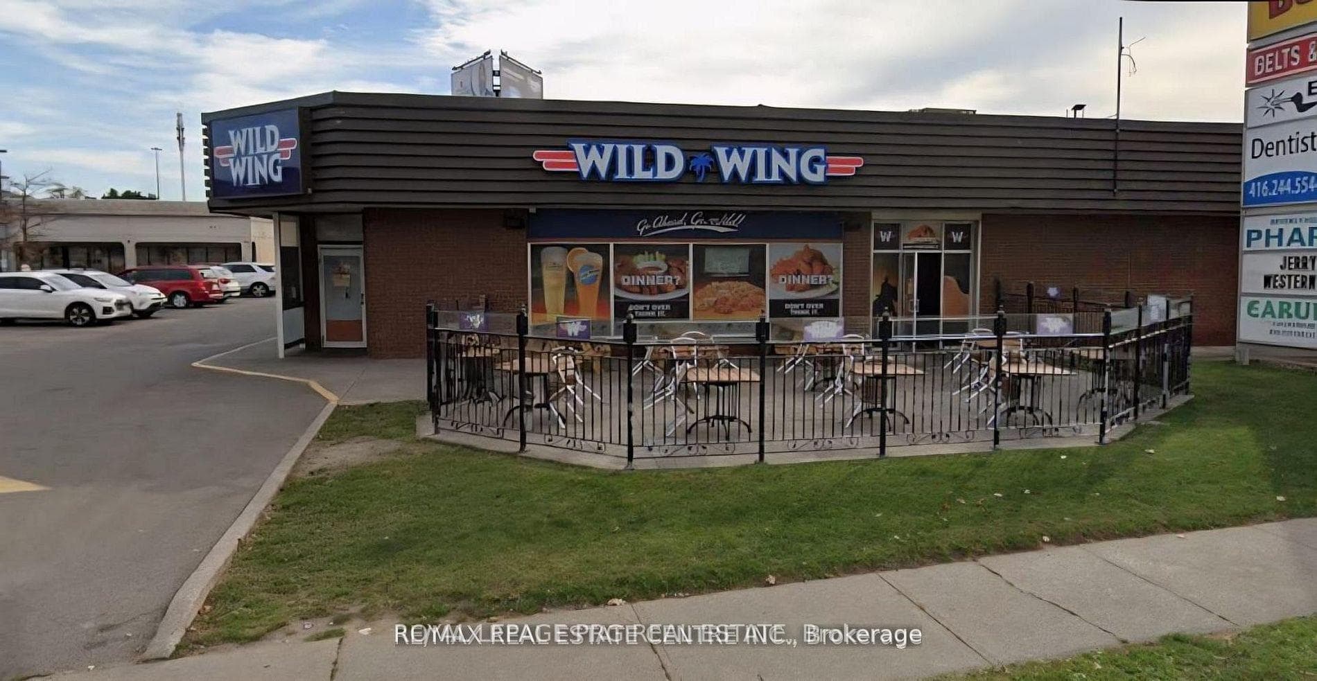1617 Wilson Avenue, Toronto W05