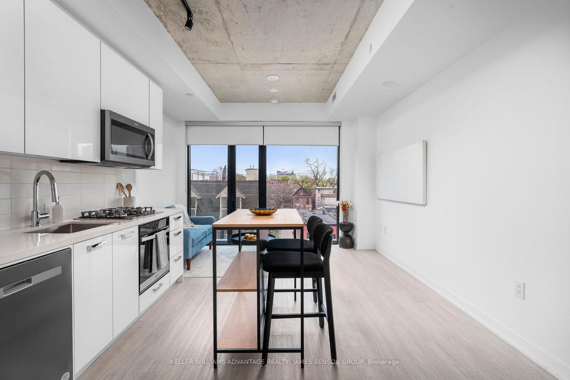 195 McCaul Street Unit 301, Toronto C01