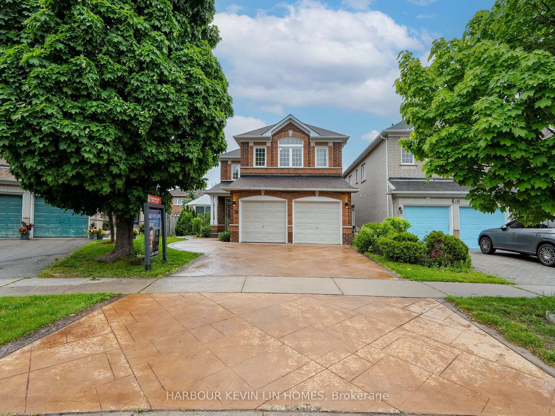 36 Walnut Grove Crescent, Richmond Hill, ON L4S 1Y9 - Photo 1