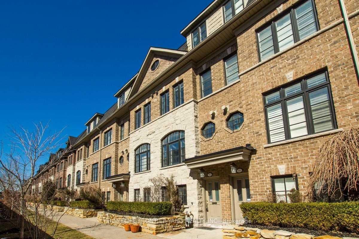 70 Ruby Lang Lane, Toronto W06