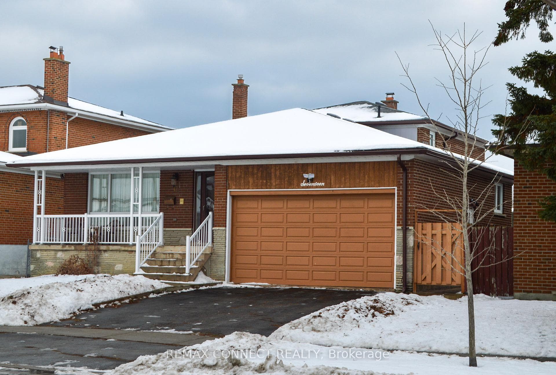 17 Altair Avenue, Scarborough Village / Eglinton East, ON M1W 2R1 - Photo 1