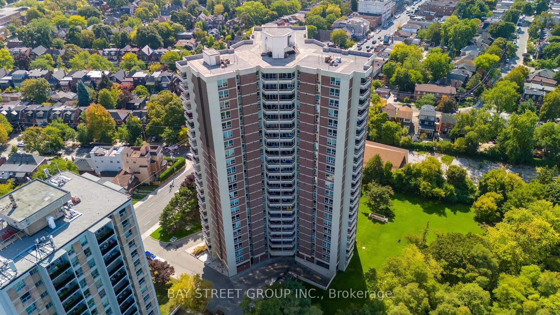 980 Broadview Avenue Unit 403, Danforth / East York, ON M4K 3Y1 - Photo 1