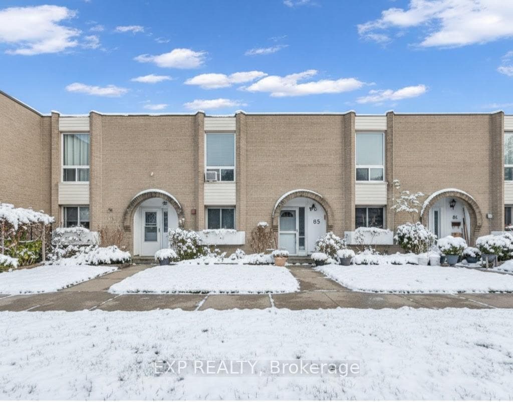 19 London Green Court Unit 85, Downsview / Black Creek, ON M3N 1K3 - Photo 1