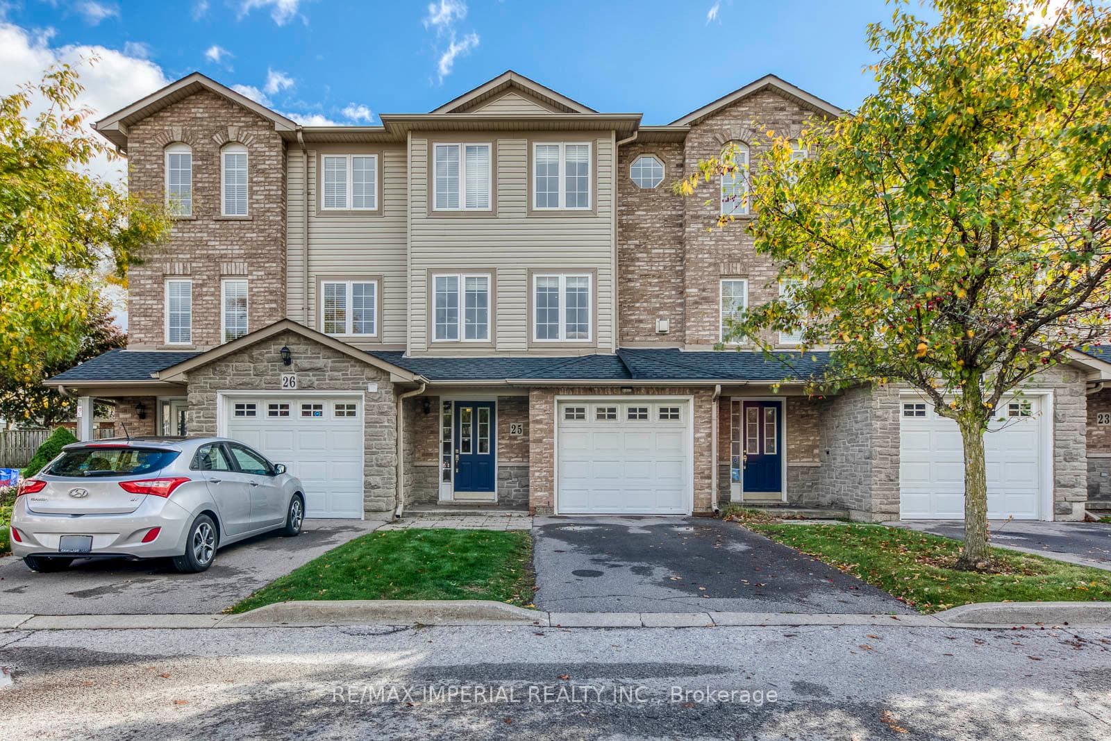 7 Southside Place Unit 25, Hamilton, ON L9C 7W6 - Photo 1