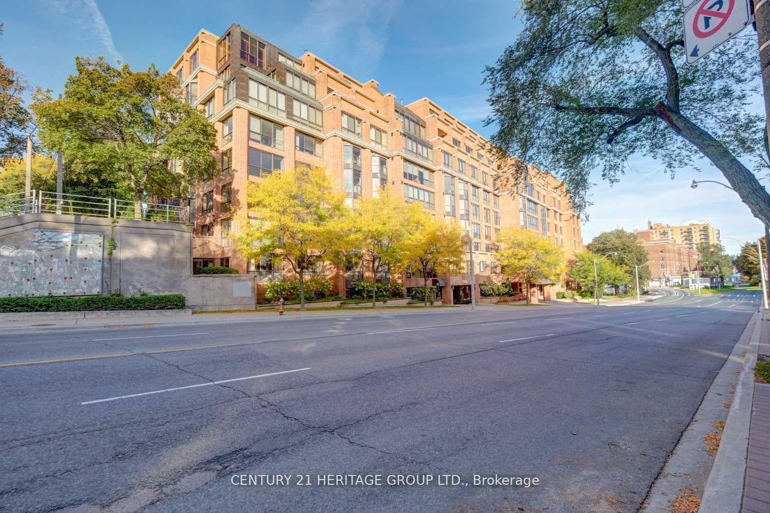 2900 Yonge Street Unit 101, Lawrence Park / Bedford Park, ON M4N 3N8 - Photo 1