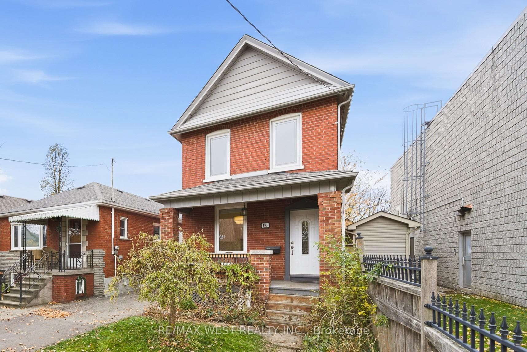188 Fifth Street, Liberty Village / Parkdale / South Parkdale, ON M8V 2Z7 - Photo 1