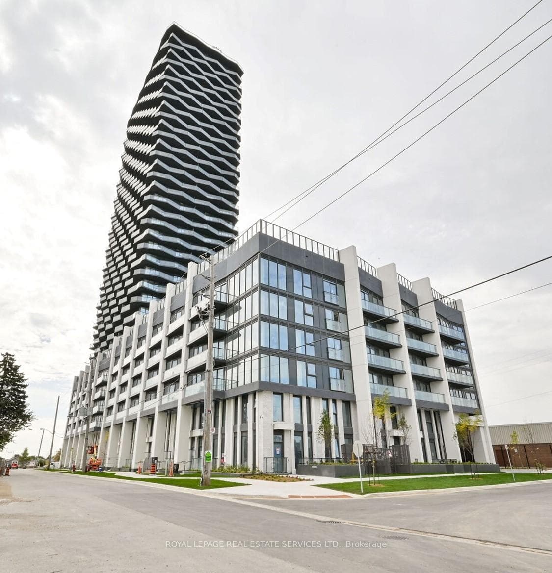 36 Zorra Street Unit #523, Etobicoke (Islington / Rexdale), ON M8Z 4Z7 - Photo 1