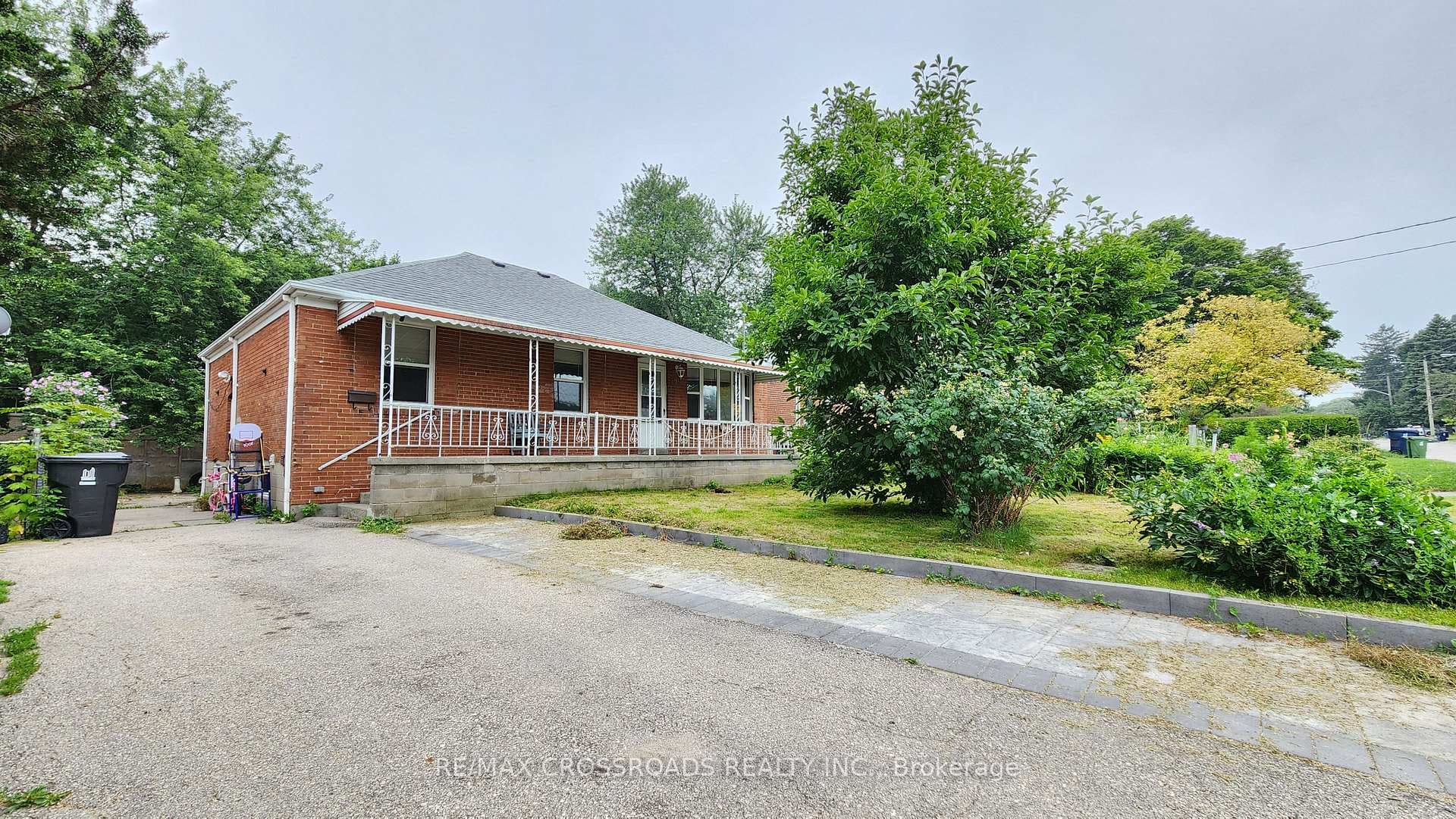 199 Phyllis Avenue Unit Main, Scarborough Town Centre, ON M1M 1Y9 - Photo 1