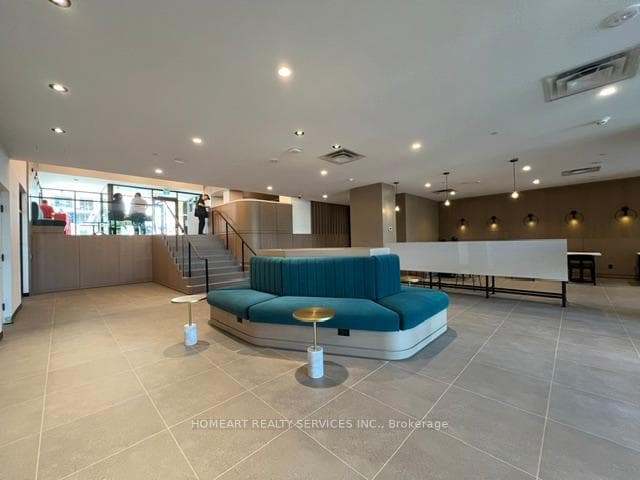 7950 Bathurst Street Unit 1911, Vaughan