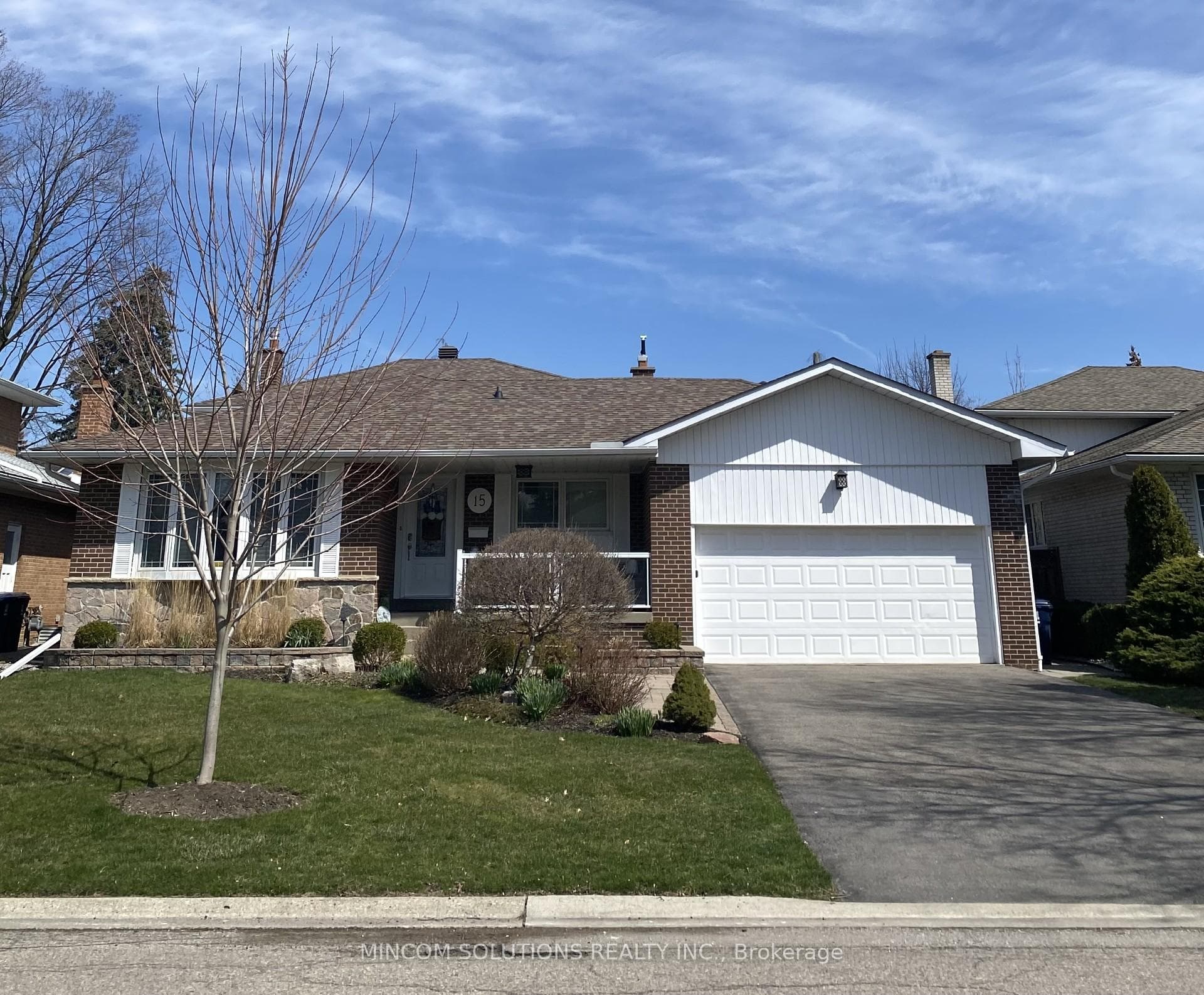 15 Tallforest Crescent, Etobicoke (Islington / Rexdale), ON M9C 2X1 - Photo 1