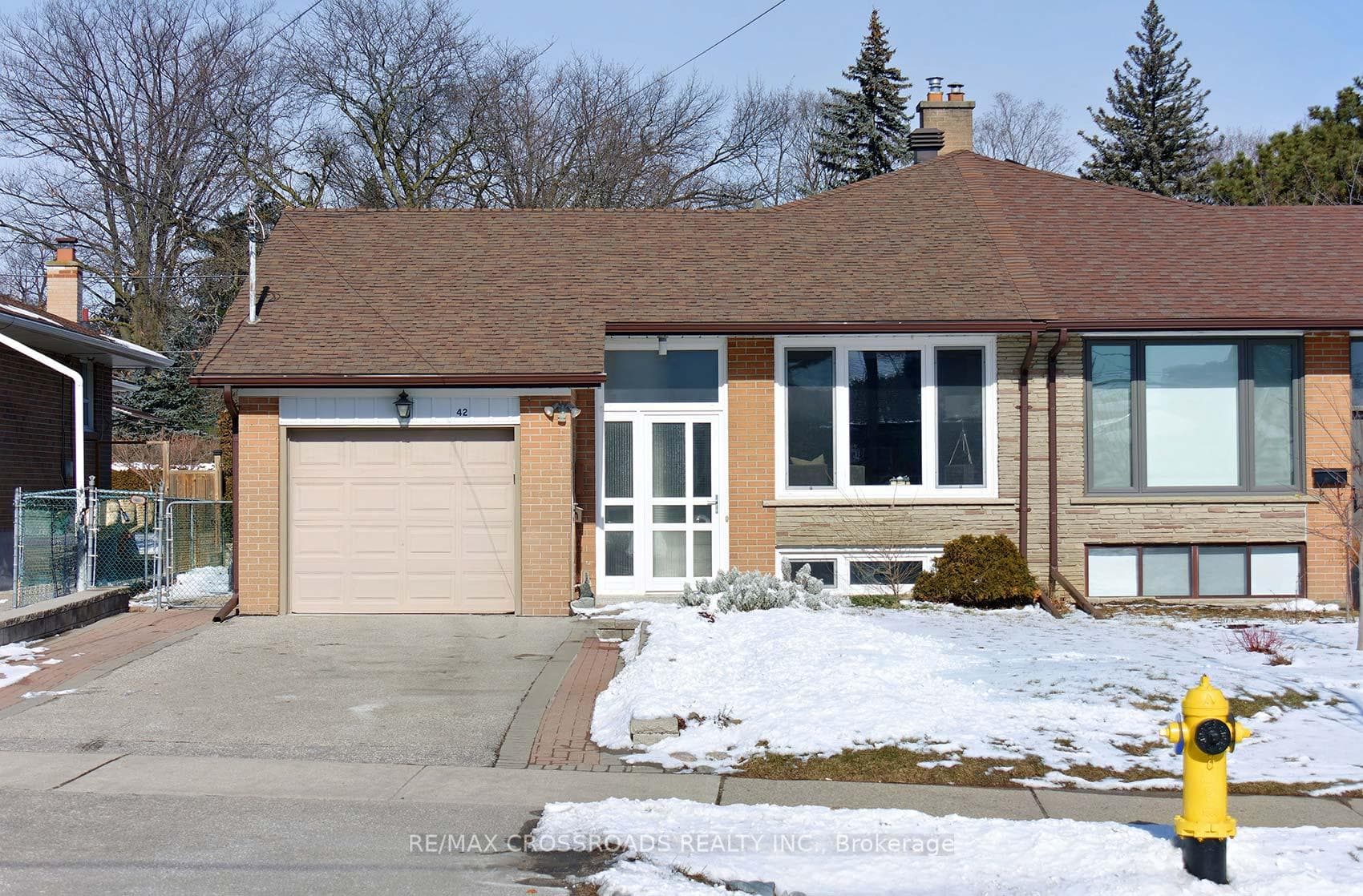 42 Chapman Road, Etobicoke (Kingsview Village / Humber Heights), ON M9P 1E5 - Photo 1