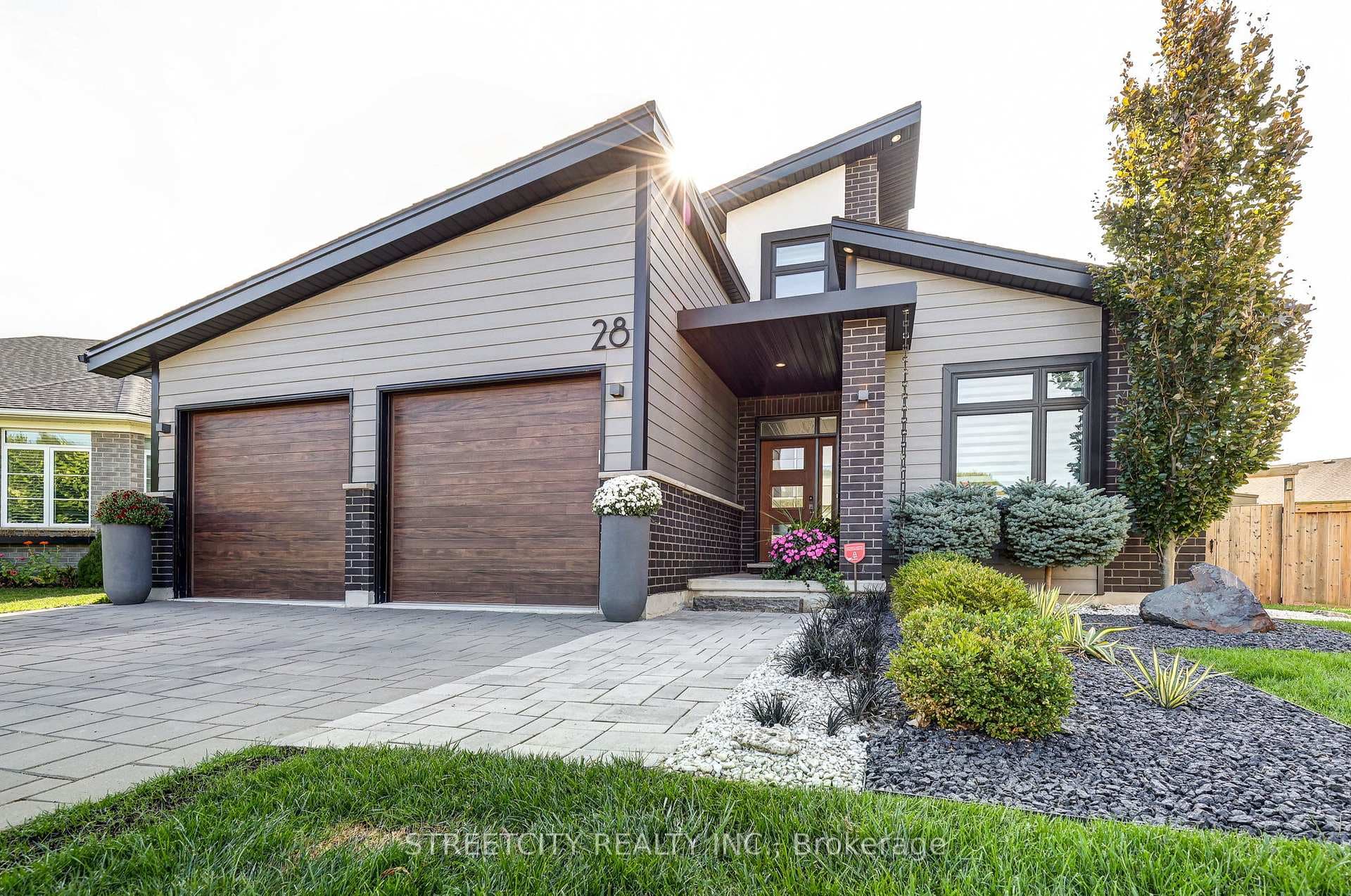 28 Martingale Terrace, St. Thomas, ON N5R 0H6 - Photo 1