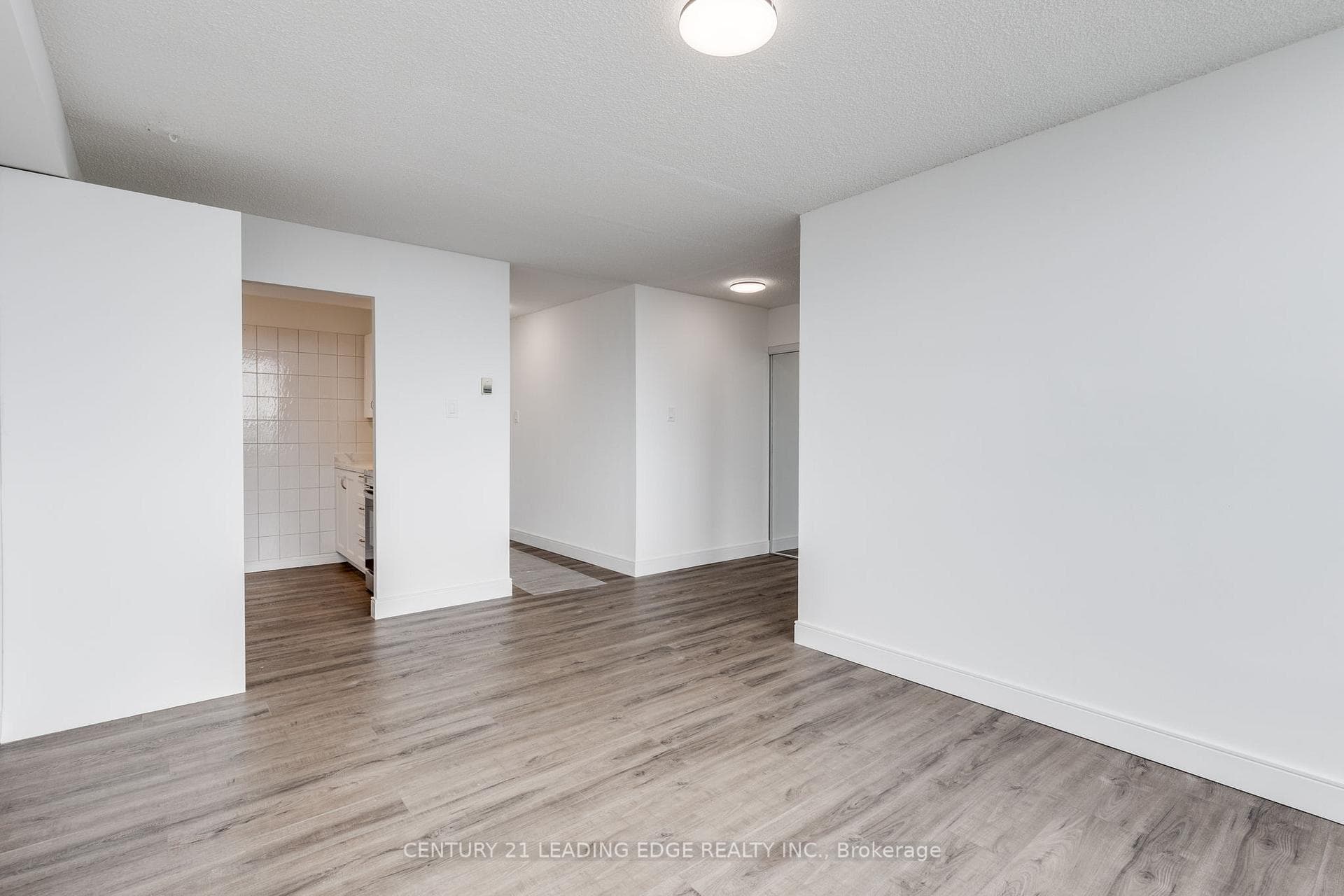 200 Lotherton Pathway Unit 1208, York / Weston, ON M6B 2G9 - Photo 1