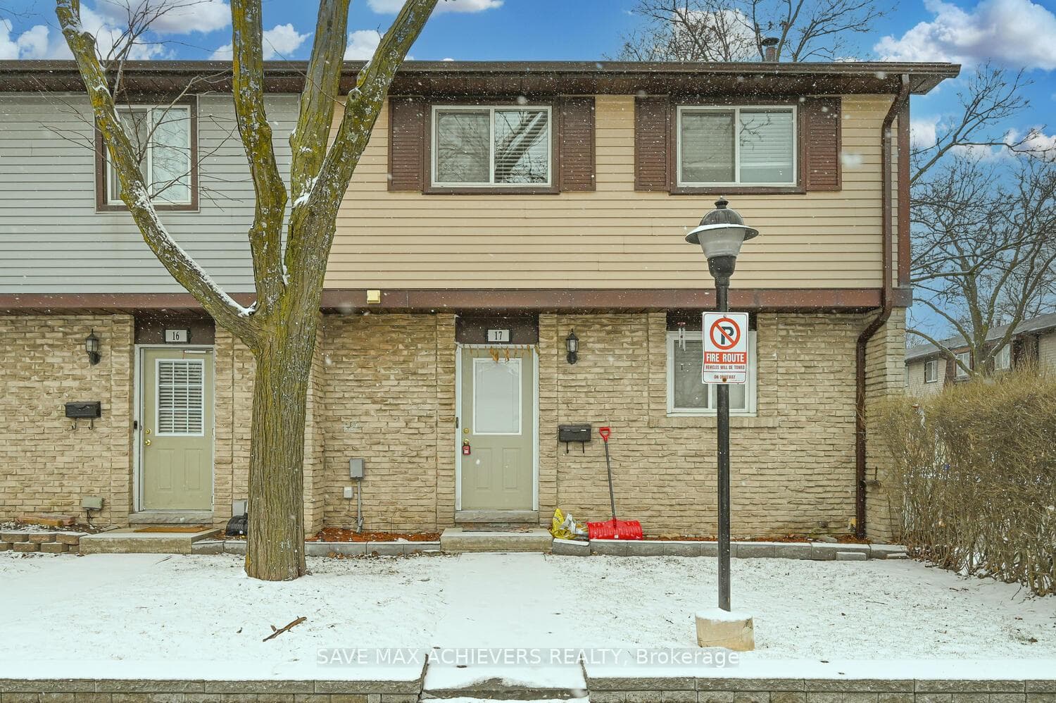 45 Hansen Road Unit 17, Brampton