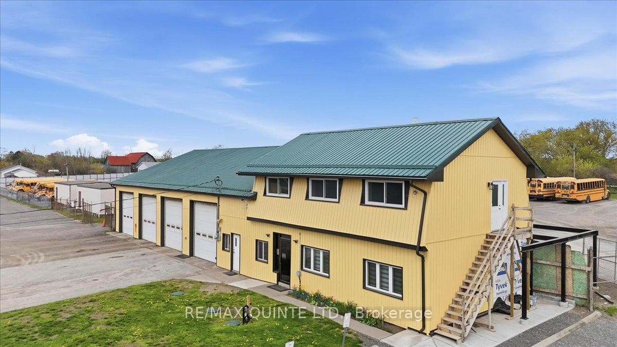 425 Bellevue Drive, Quinte West, ON K8N 4Z5 - Photo 1