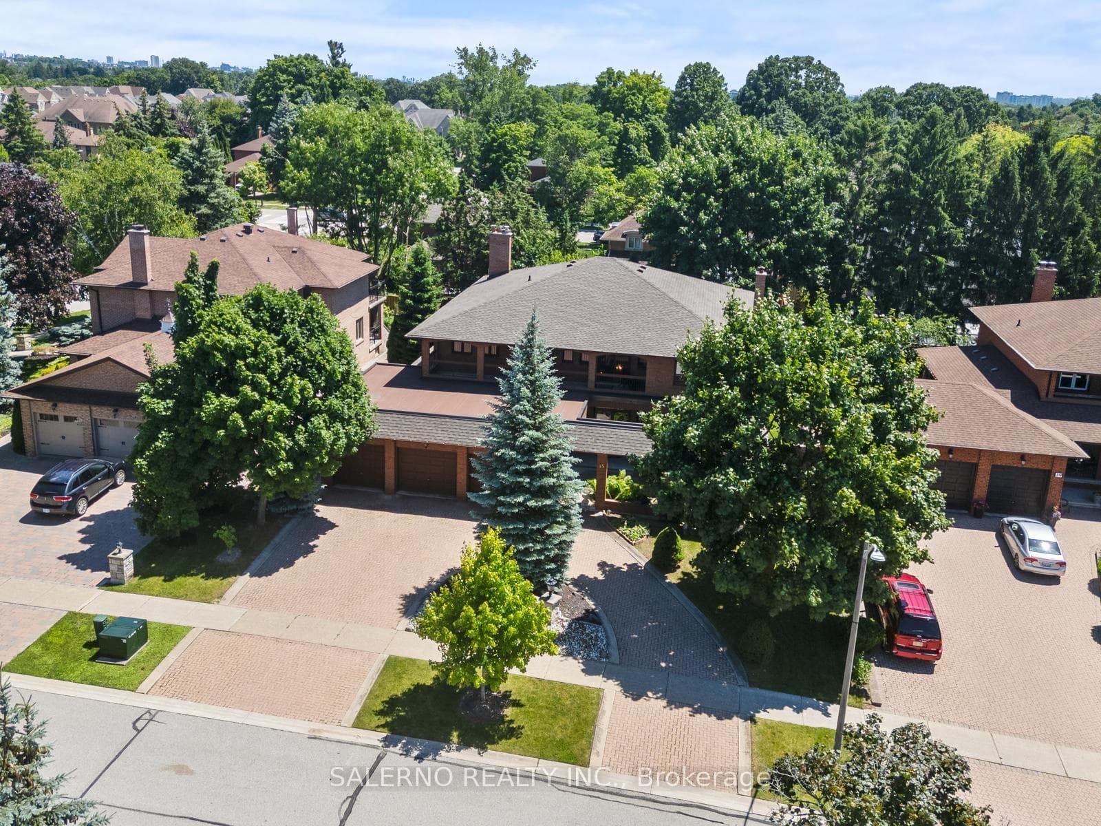 15 Sesame Court, Vaughan, ON L4L 3B1 - Photo 1