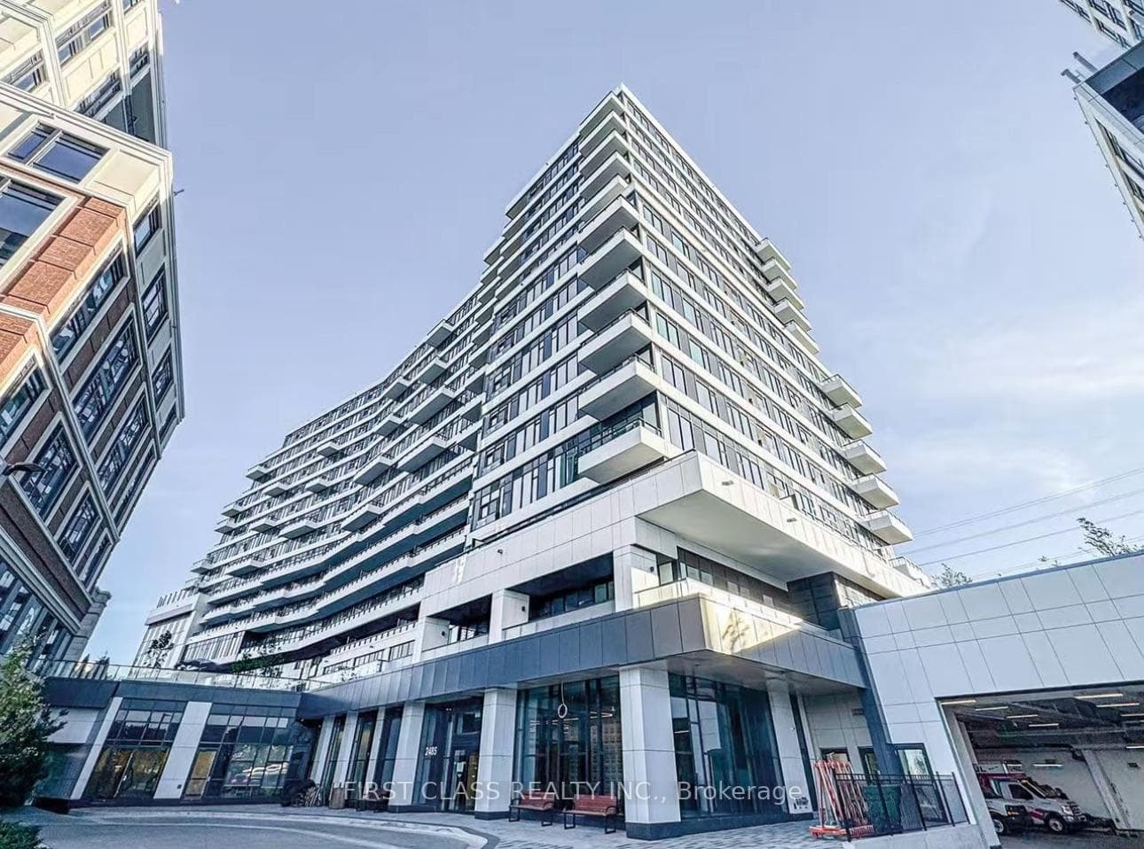 2485 Eglinton Avenue Unit 1120, Mississauga, ON L5M 2T1 - Photo 1