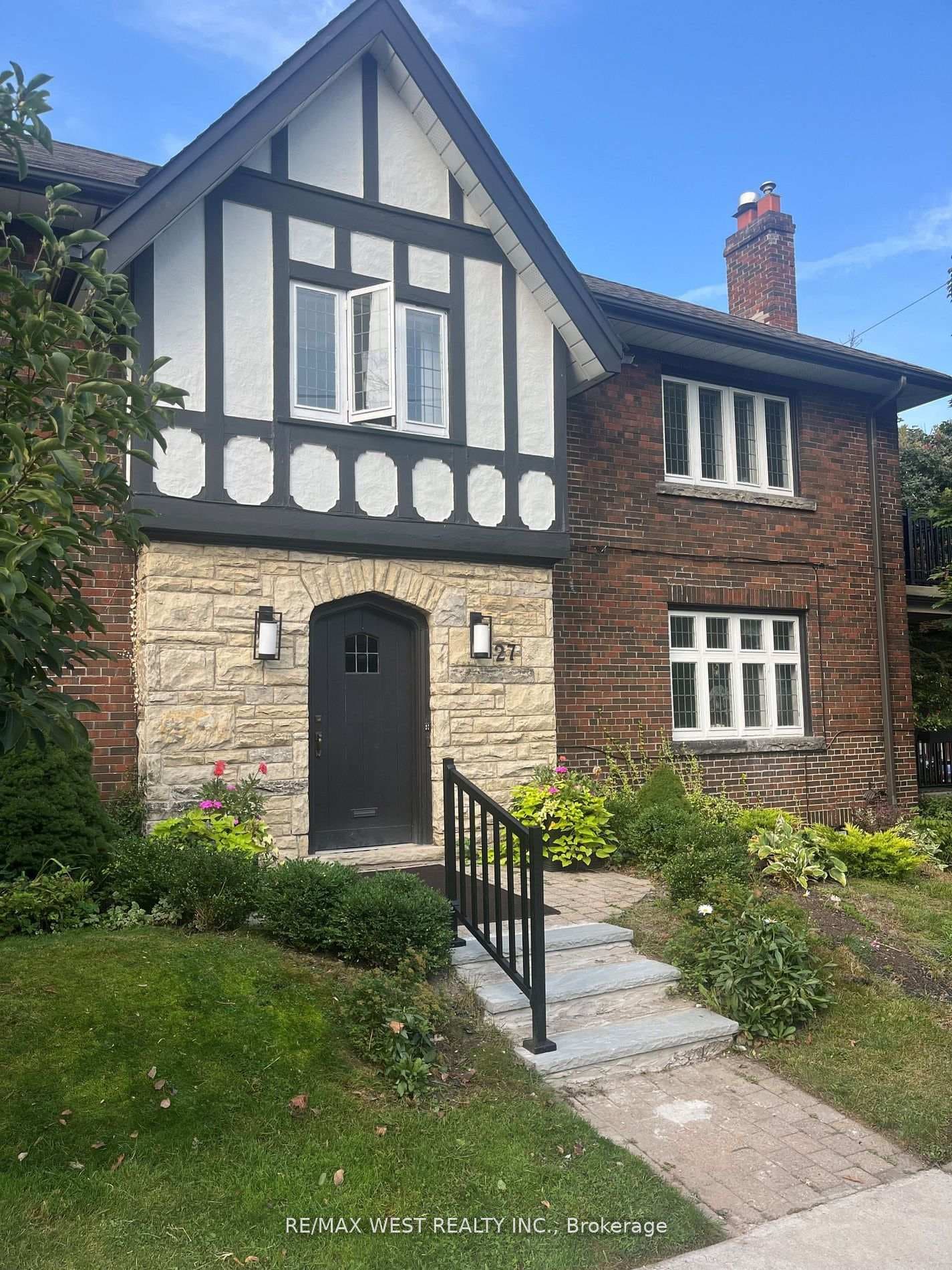 27 Oakview Avenue Unit Bsmt, Bloor West Village / Swansea, ON M6P 3J3 - Photo 1