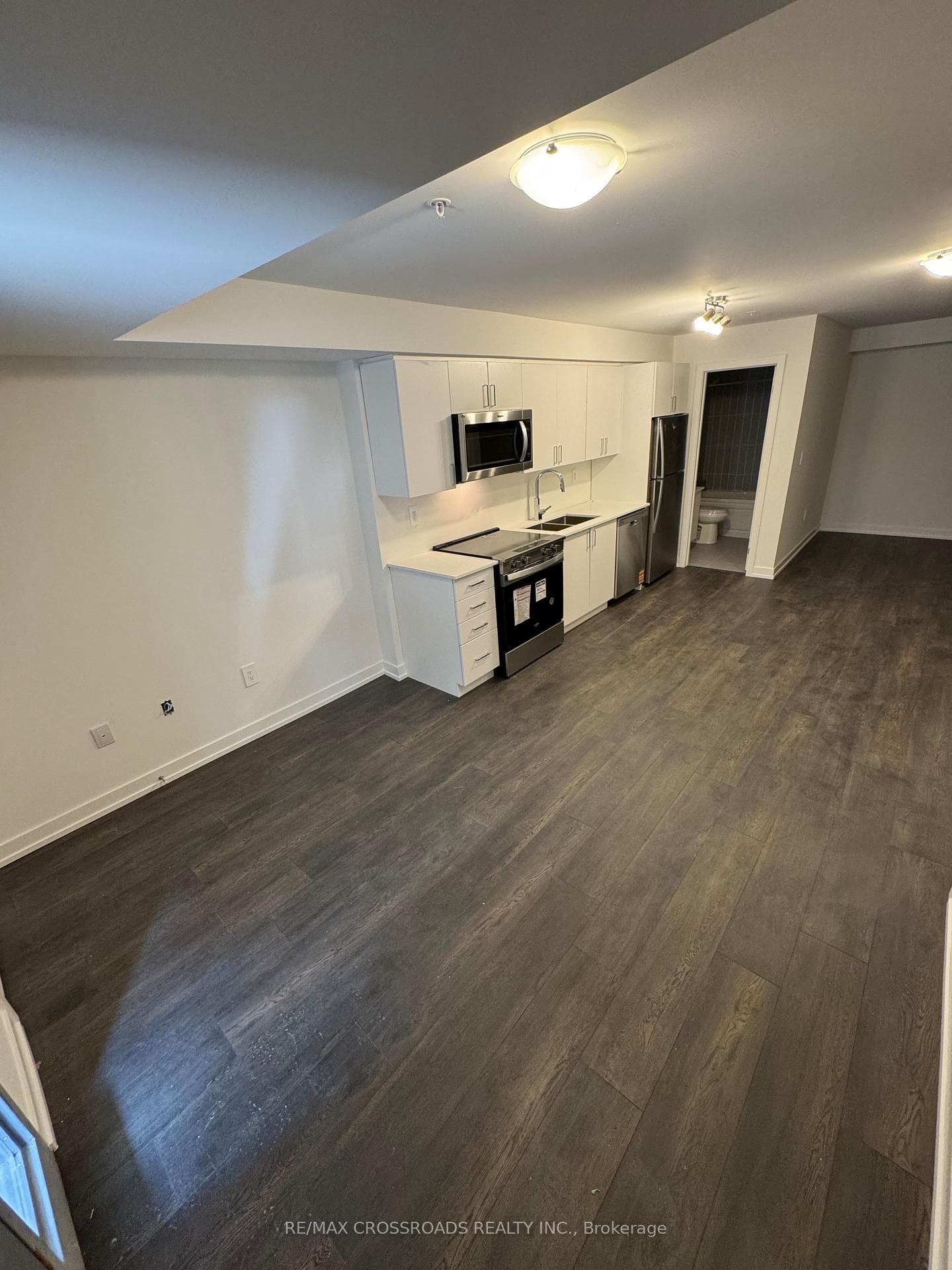 1680 Victoria Park Avenue Unit 107, Don Mills / Parkwoods / Victoria Village, ON M1R 0G8 - Photo 1