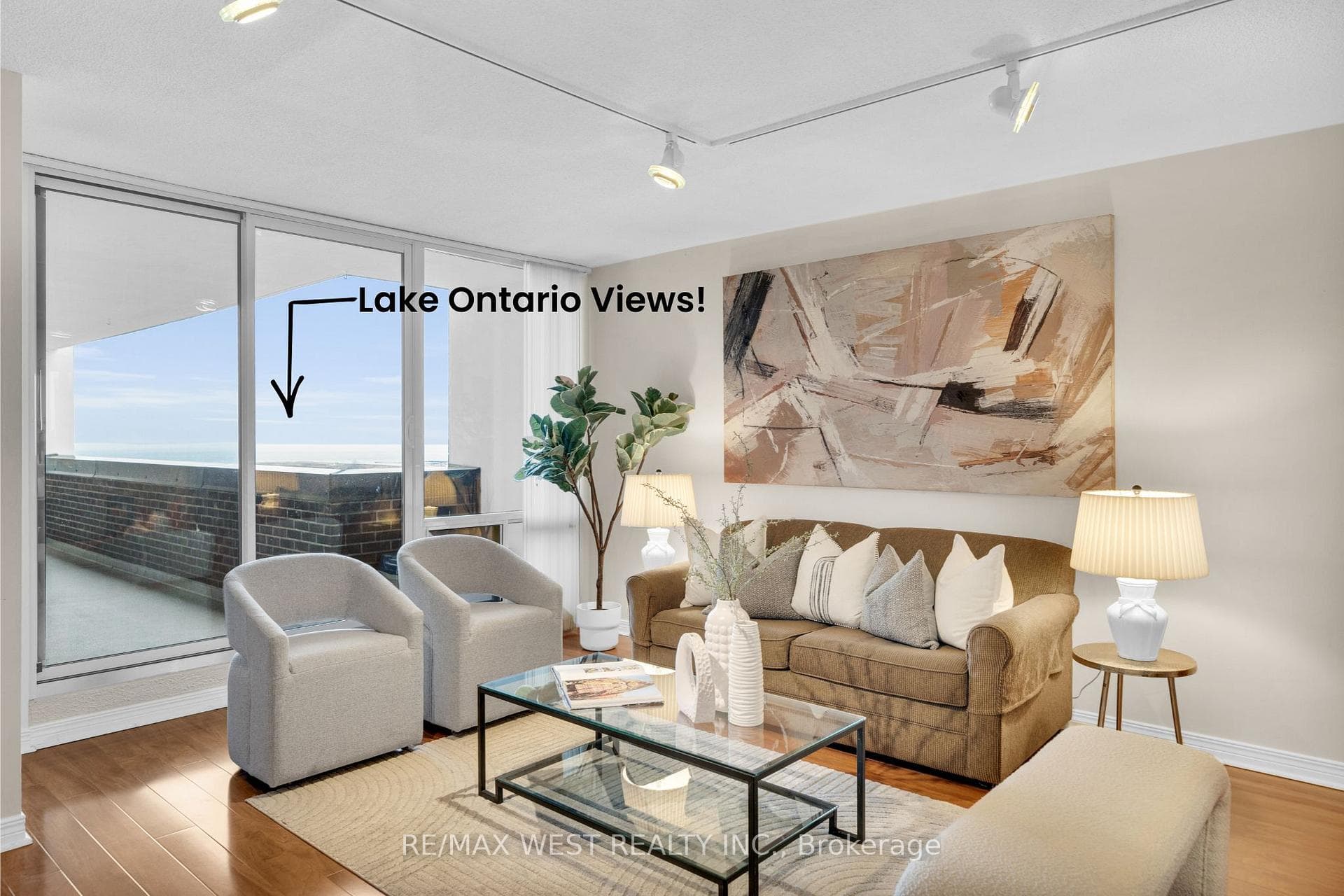 1515 Lakeshore Road Unit 2005, Mississauga, ON L5E 3E3 - Photo 1