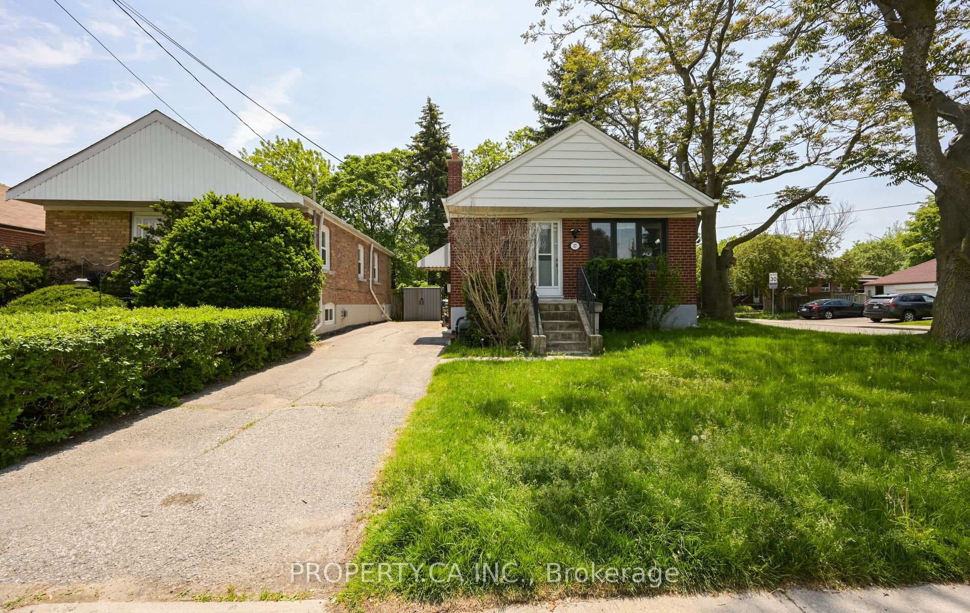 17 Park Street, Birch Cliff / Cliffside, ON M1N 2N3 - Photo 1