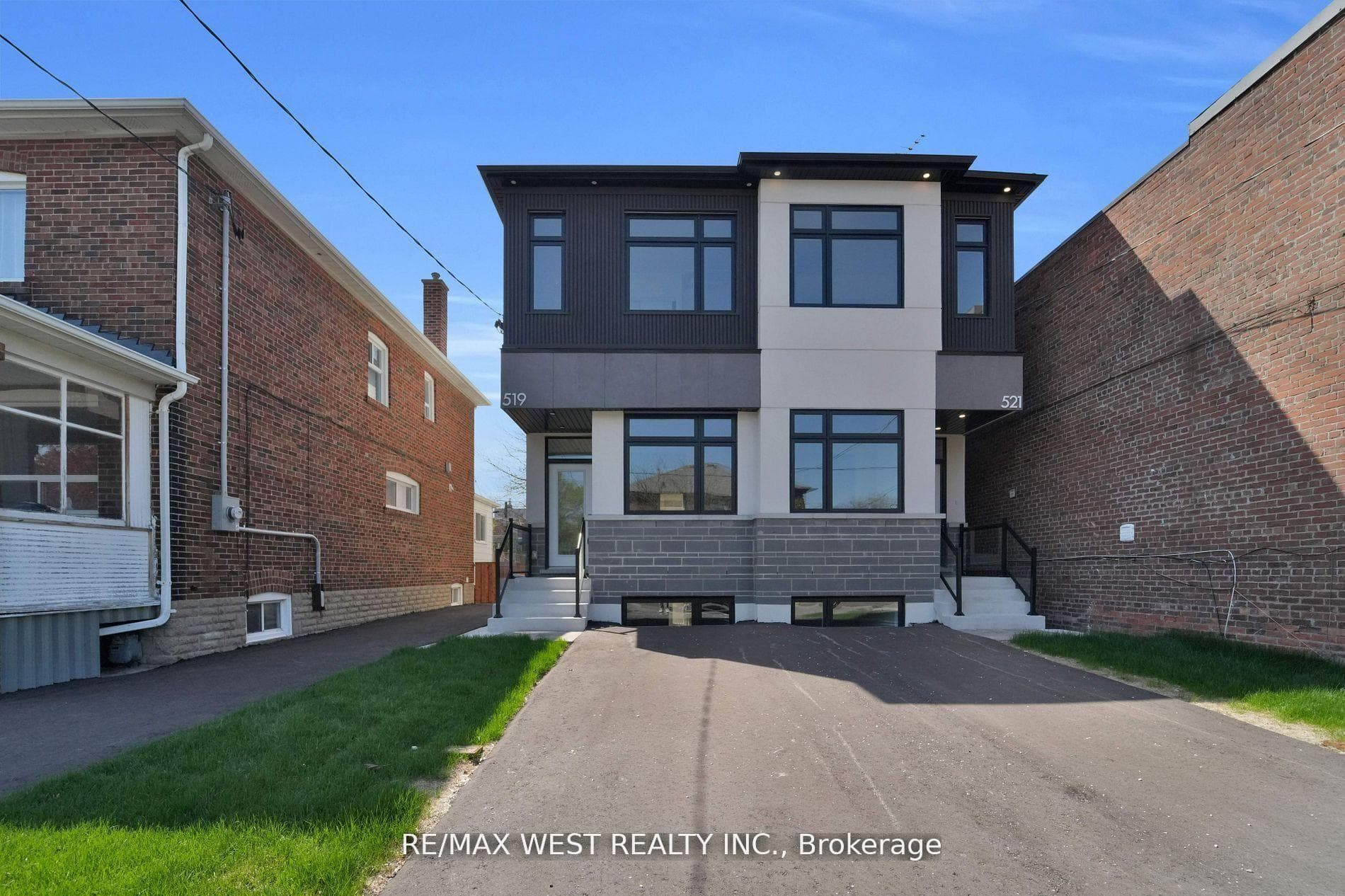521 St Johns Road Unit LOWER, Bloor West Village / Swansea, ON M6S 2L7 - Photo 1
