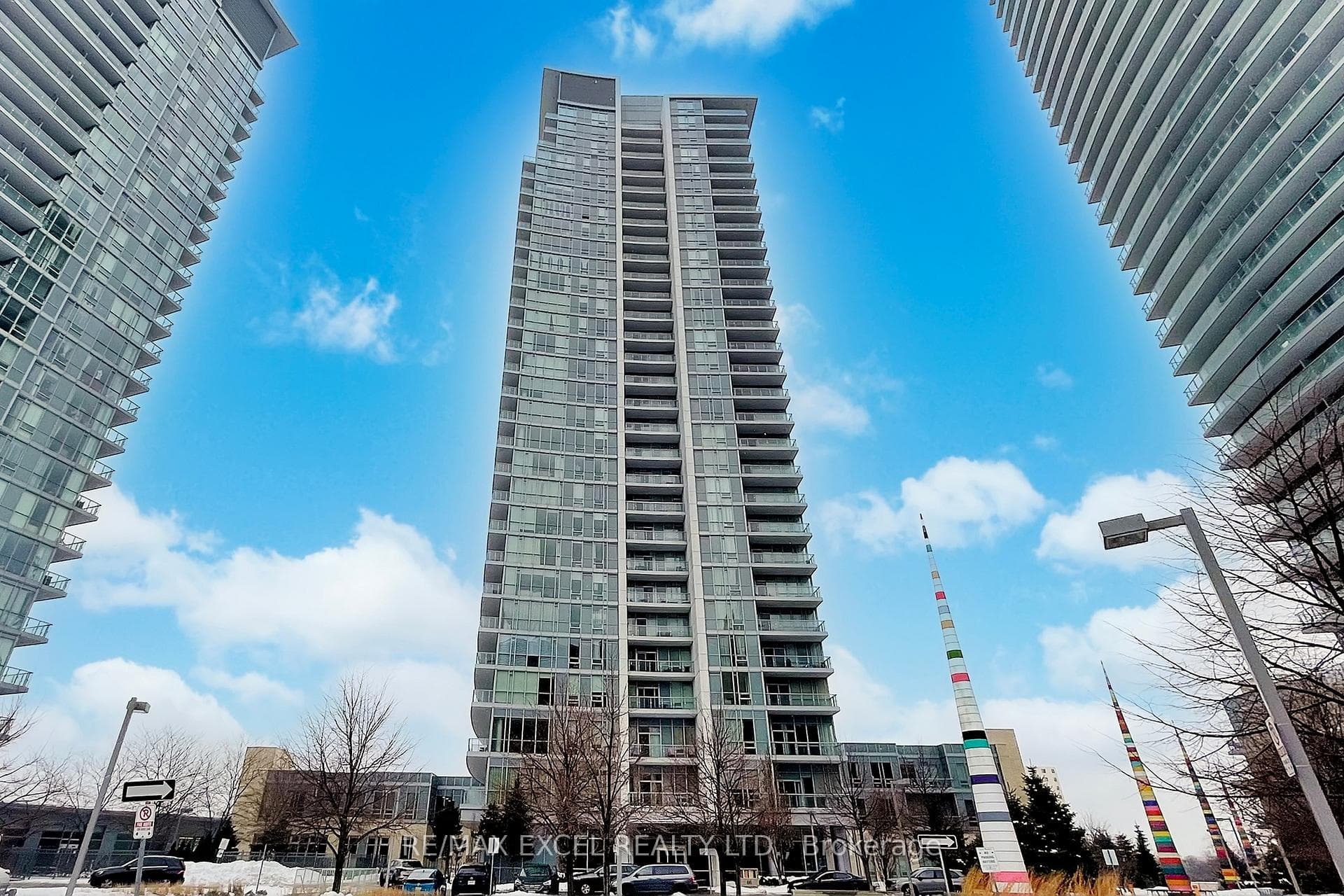 66 Forest Manor Road Unit 1402, Hillcrest Village / Bayview Village, ON M2J 0B7 - Photo 1