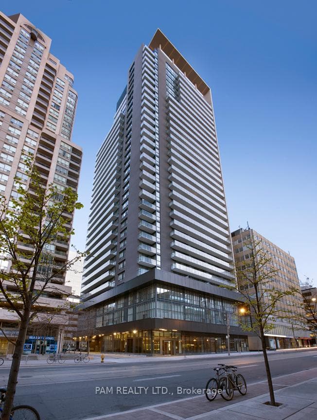 770 Bay Street Unit 1705, Downtown Toronto / Waterfront, ON M5G 0A6 - Photo 1