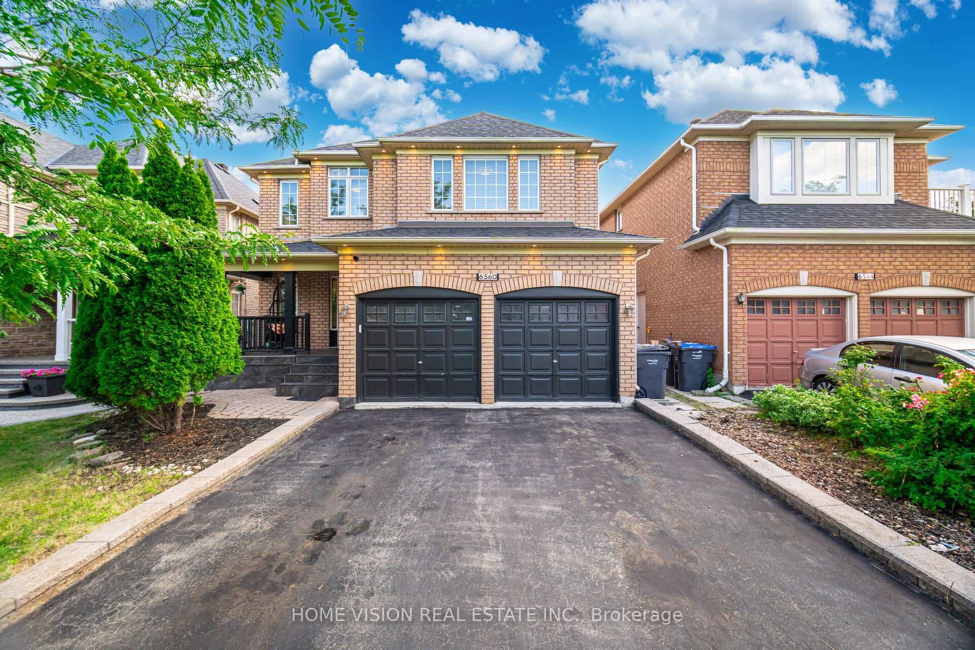 6560 Western Skies Way, Mississauga, ON L5W 1G4 - Photo 1
