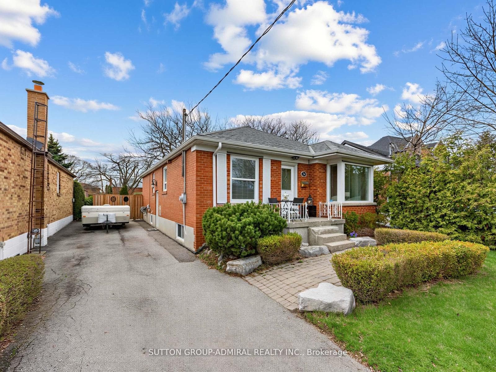 24 Billingham Road, Etobicoke (Islington / Rexdale), ON M9B 3X1 - Photo 1